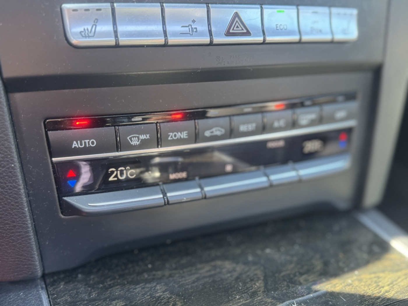Foto van Mercedes-Benz E 400