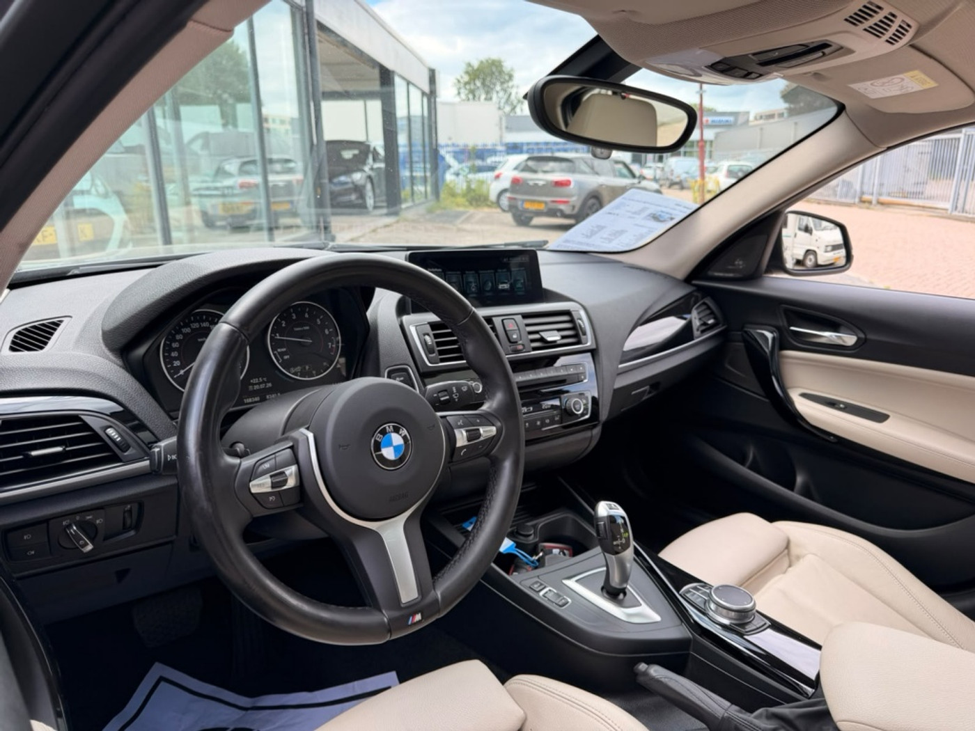 Foto van BMW 118i