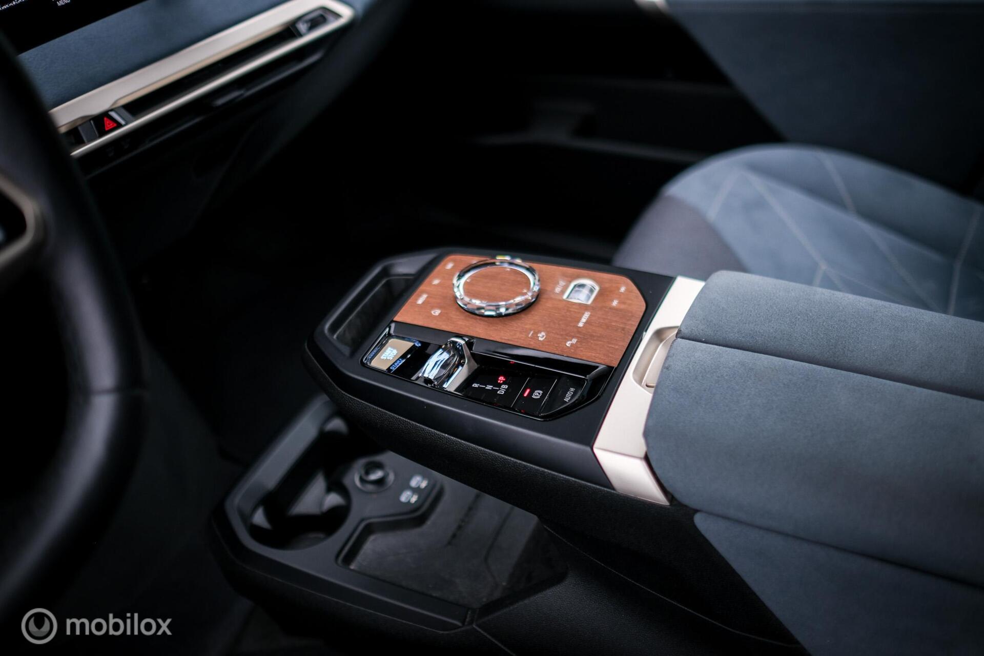 Foto van BMW Ix Xdrive40
