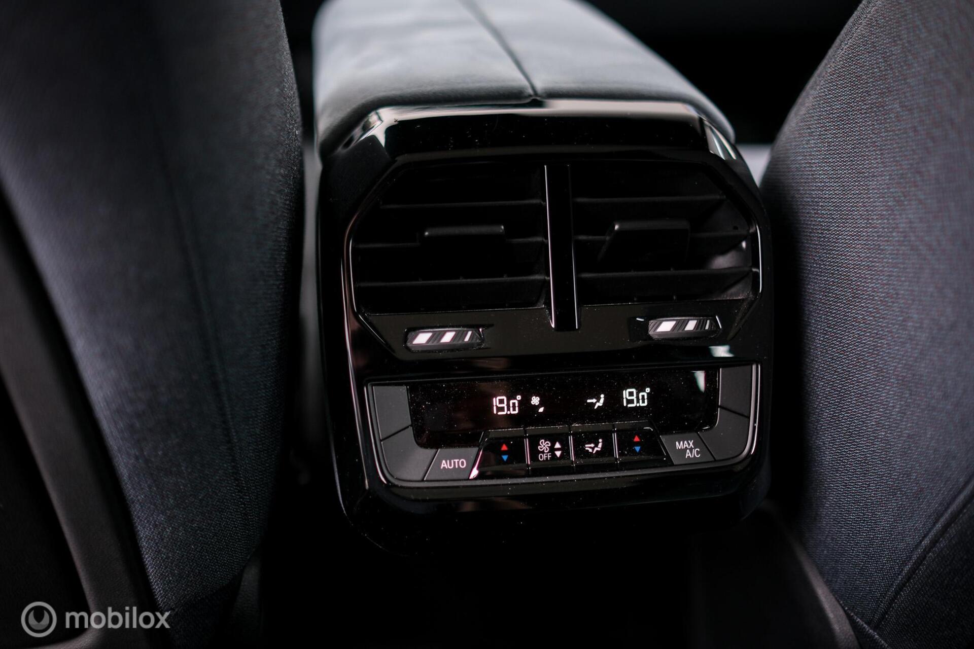 Foto van BMW Ix Xdrive40
