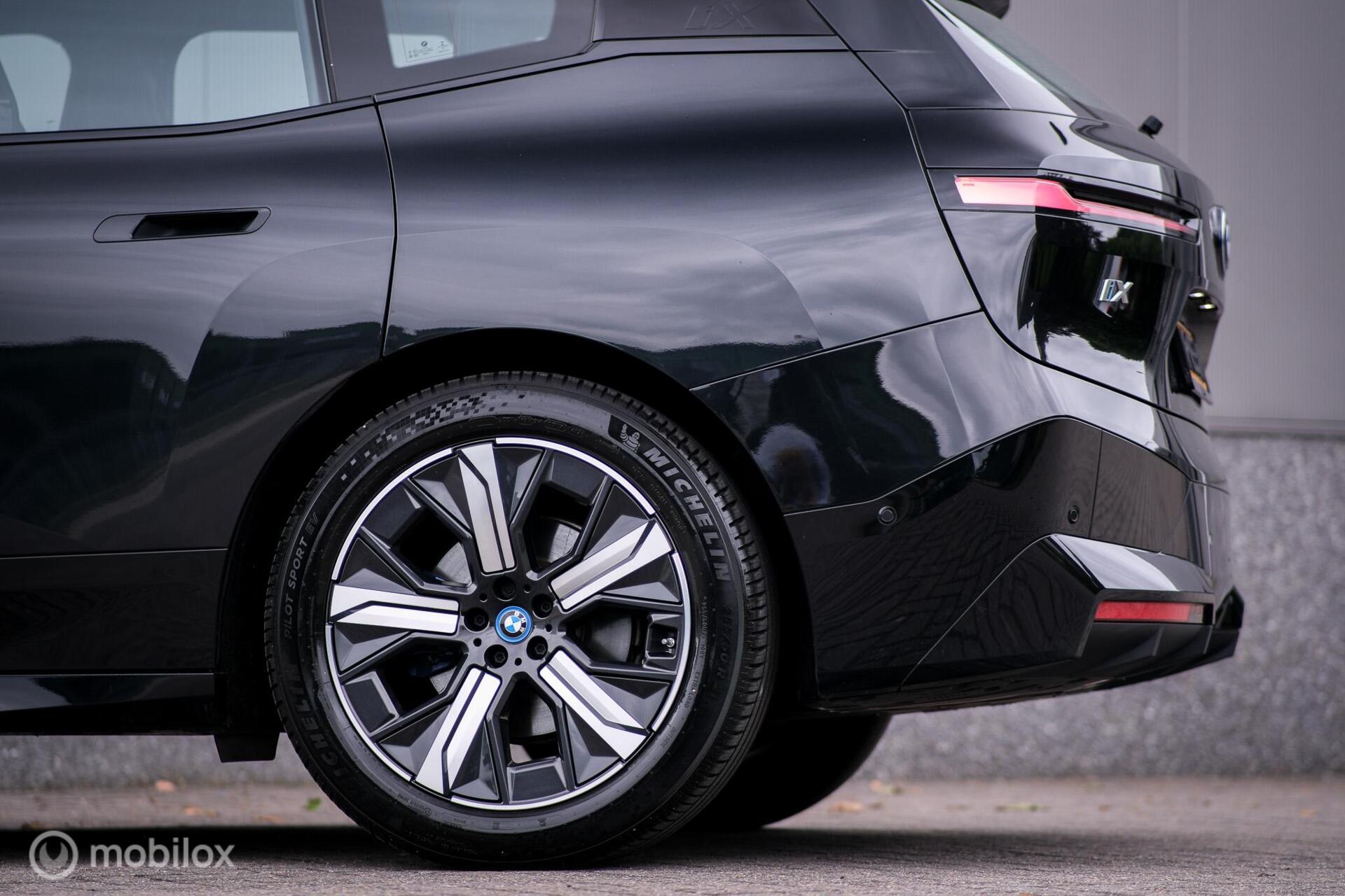 Foto van BMW Ix Xdrive40