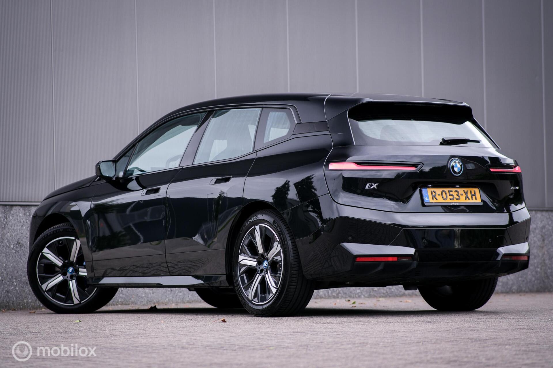 Foto van BMW Ix Xdrive40