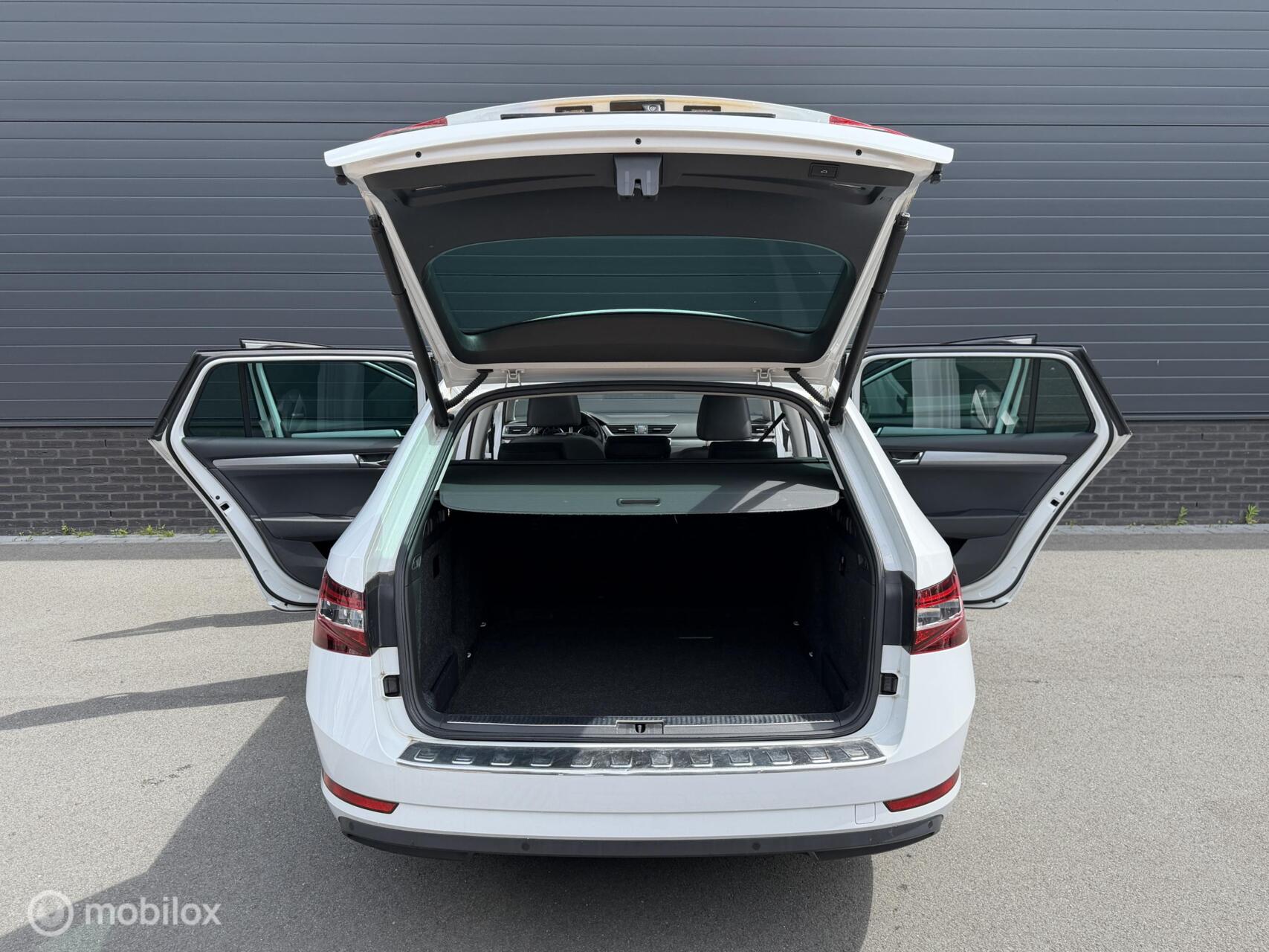Foto van Skoda Superb