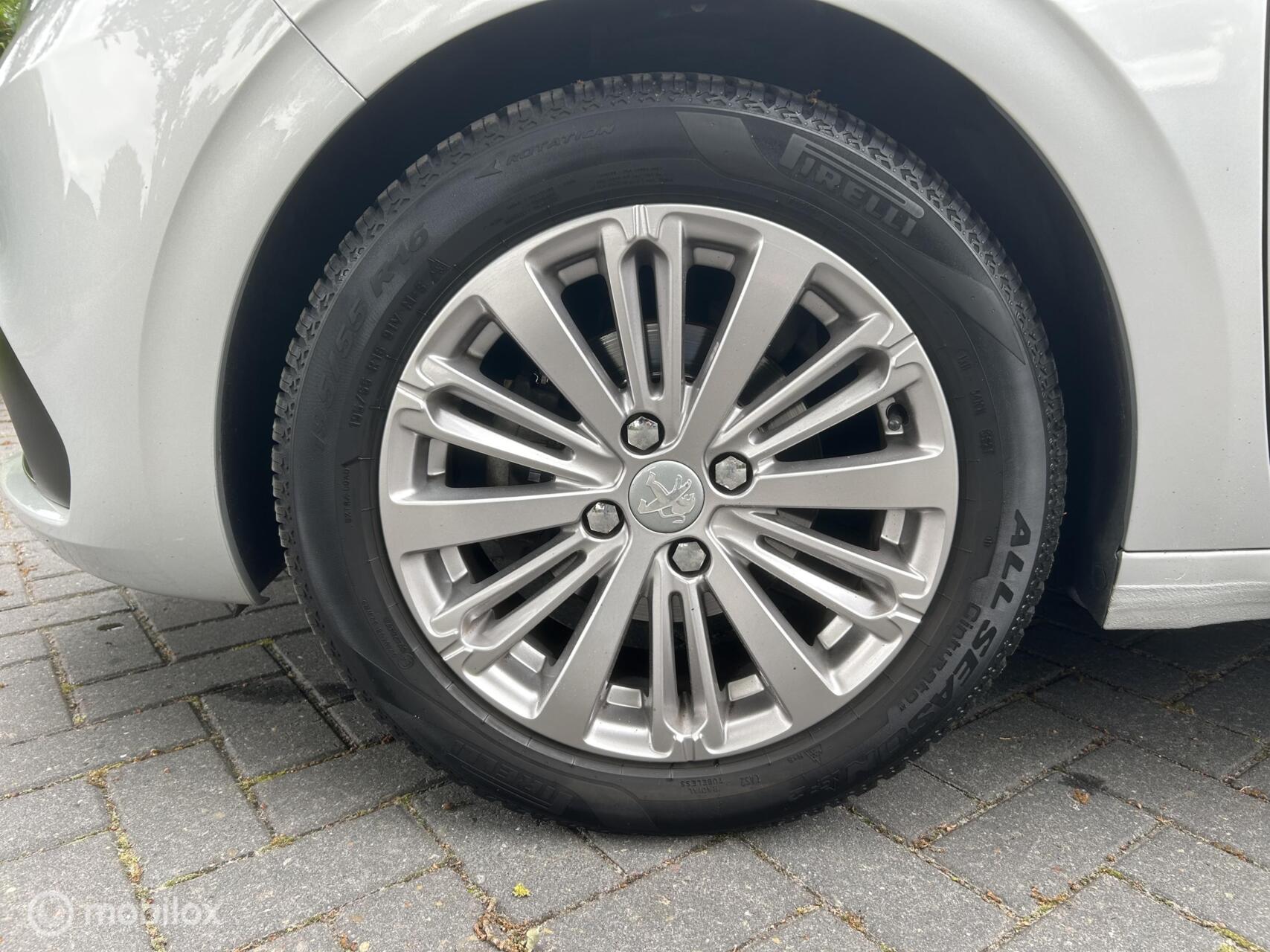 Foto van Peugeot 208
