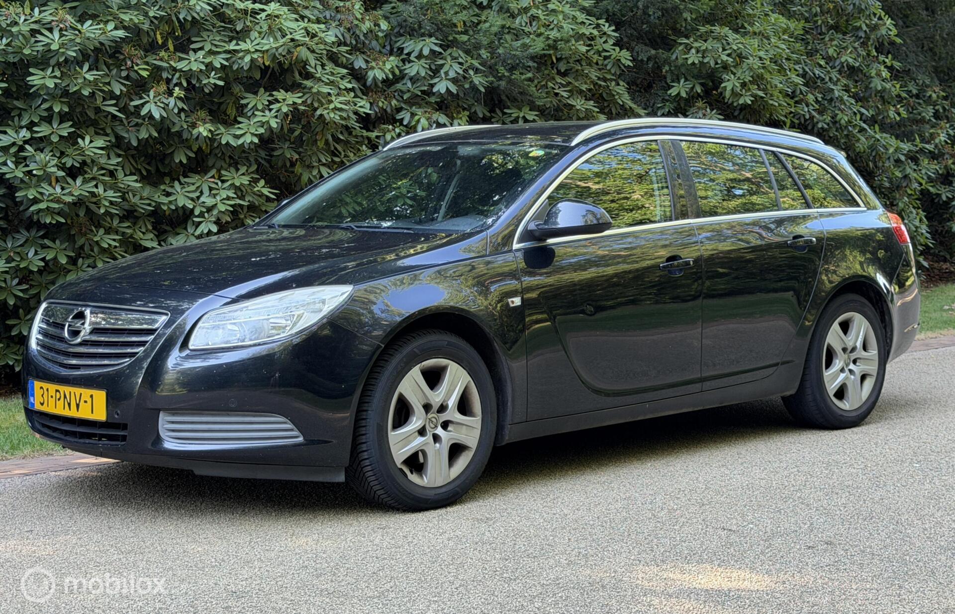 Opel Insignia Sports Tourer SW 1.6 T 180pk Business Edition 2011 - voorkant