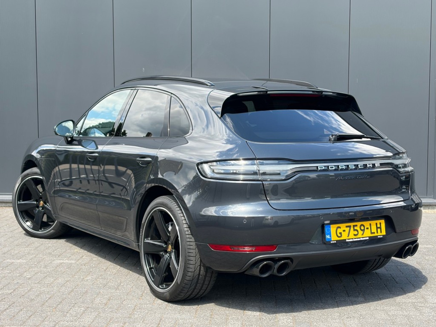 Foto van Porsche Macan Turbo
