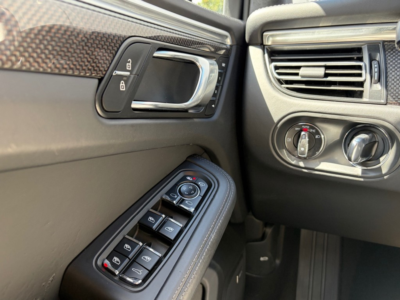Foto van Porsche Macan Turbo
