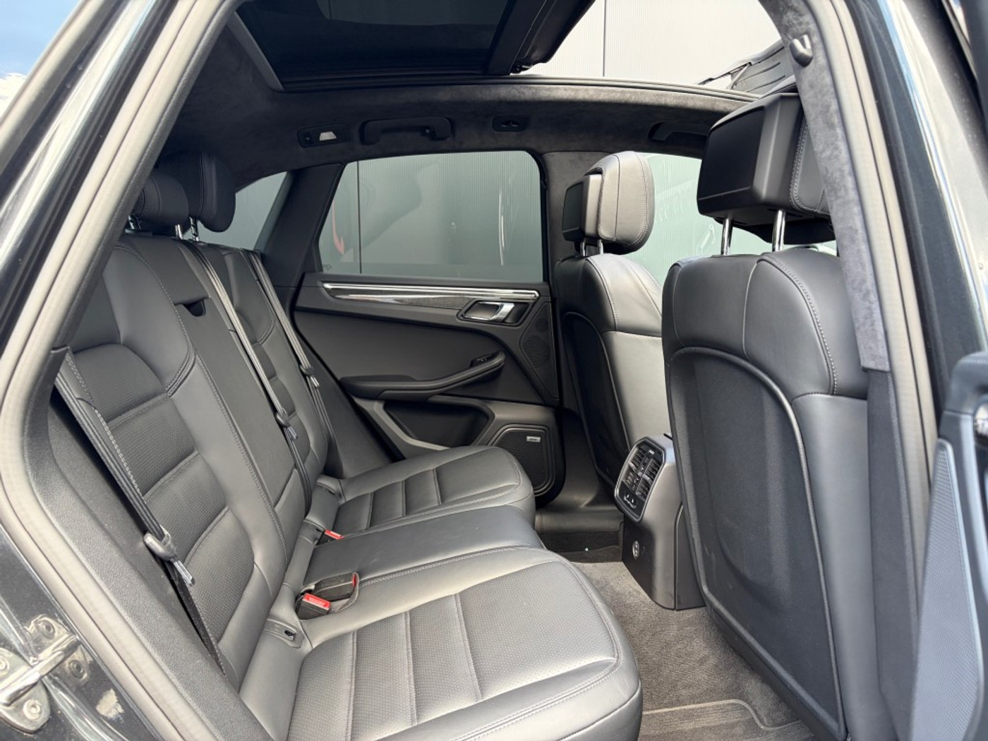 Foto van Porsche Macan Turbo