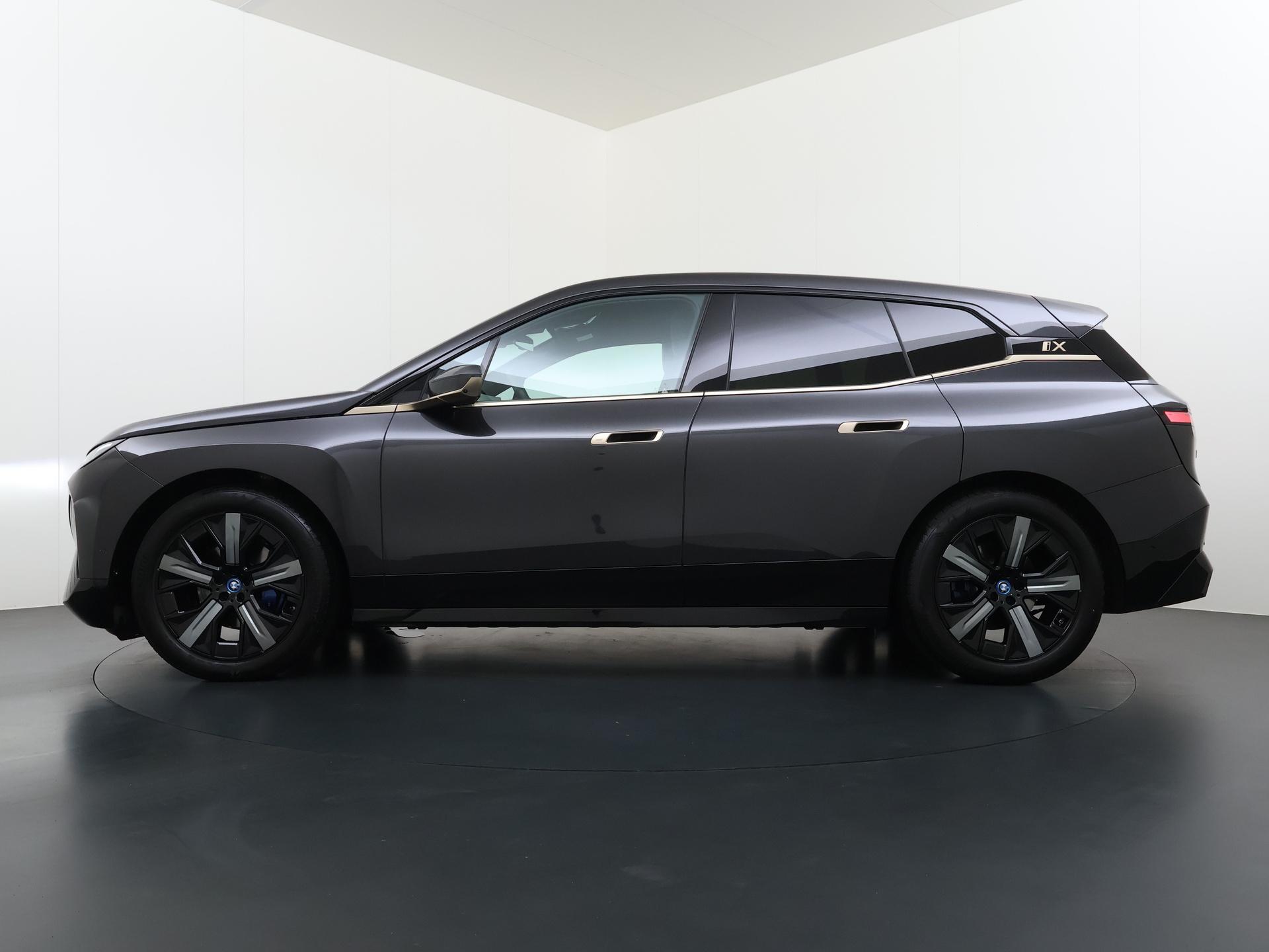 Foto van BMW Ix Xdrive40