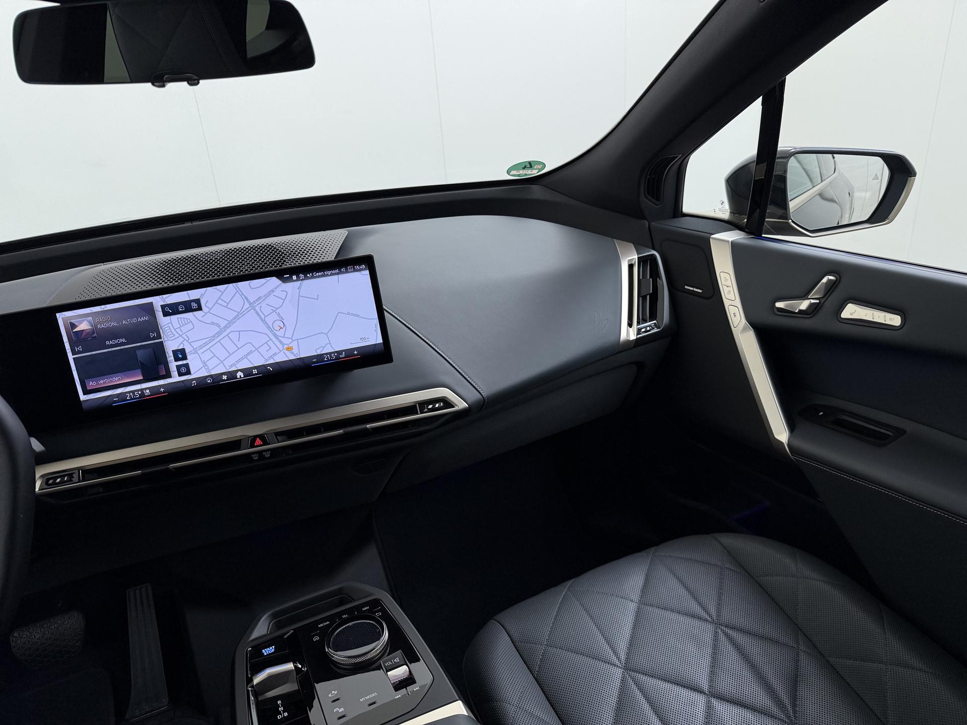 Foto van BMW Ix Xdrive40