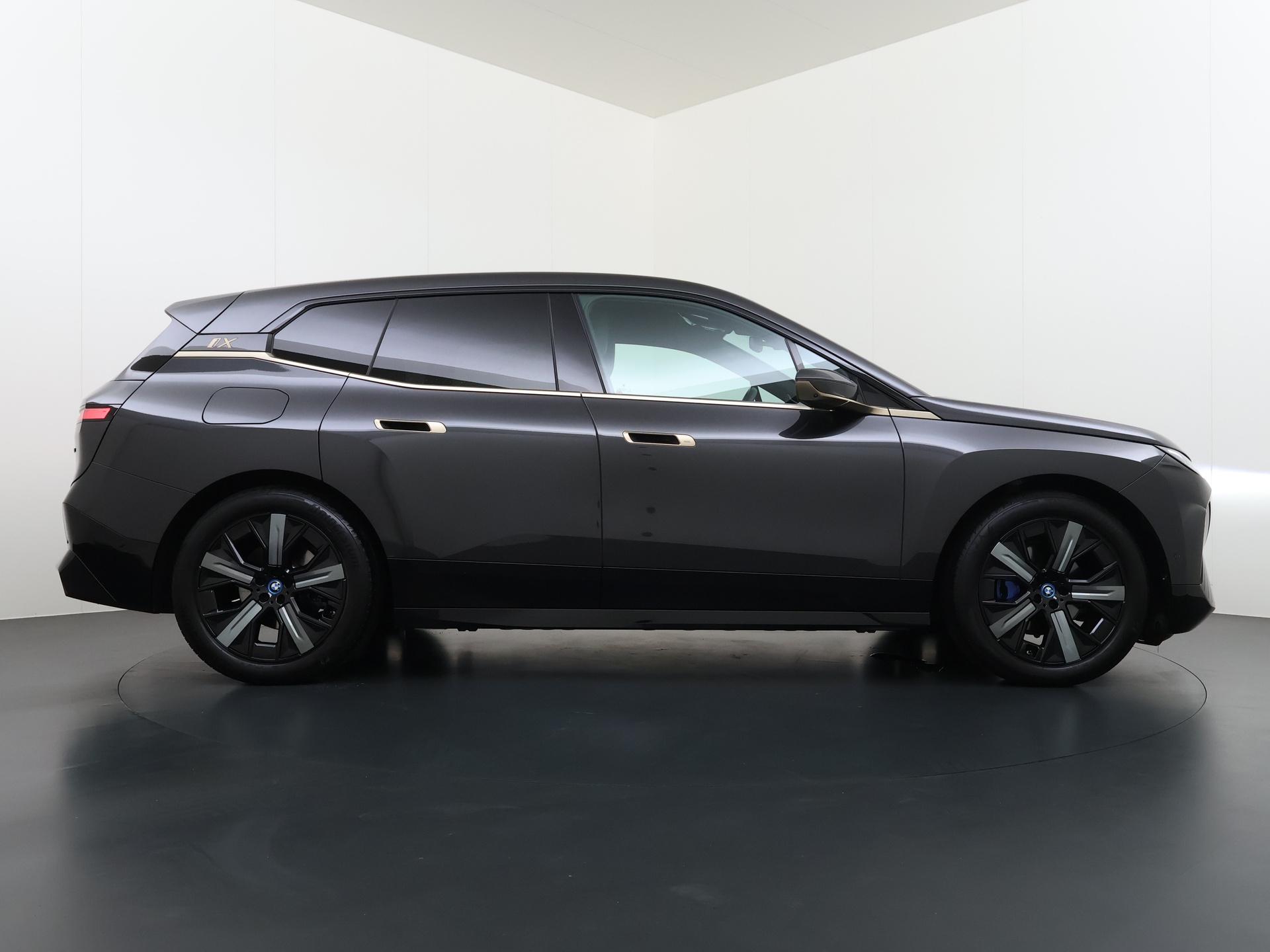 Foto van BMW Ix Xdrive40