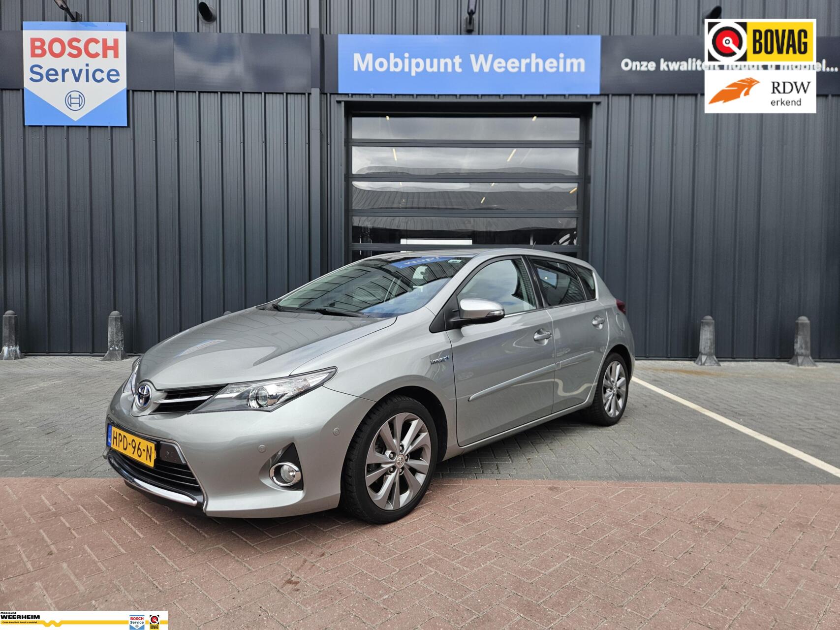 Toyota Toyota Auris 1.8 Hybrid Executive 2014 - voorkant