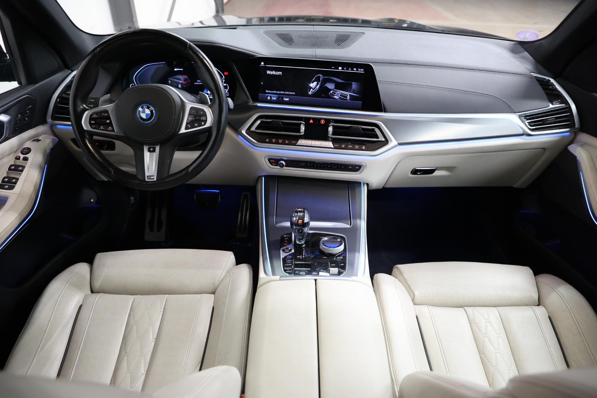 Foto van BMW X5 Xdrive45e