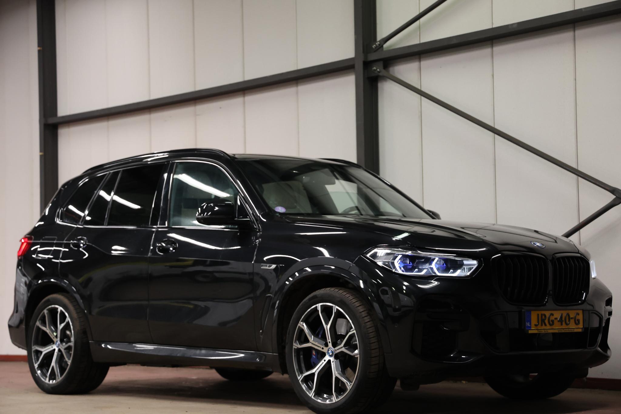 Foto van BMW X5 Xdrive45e