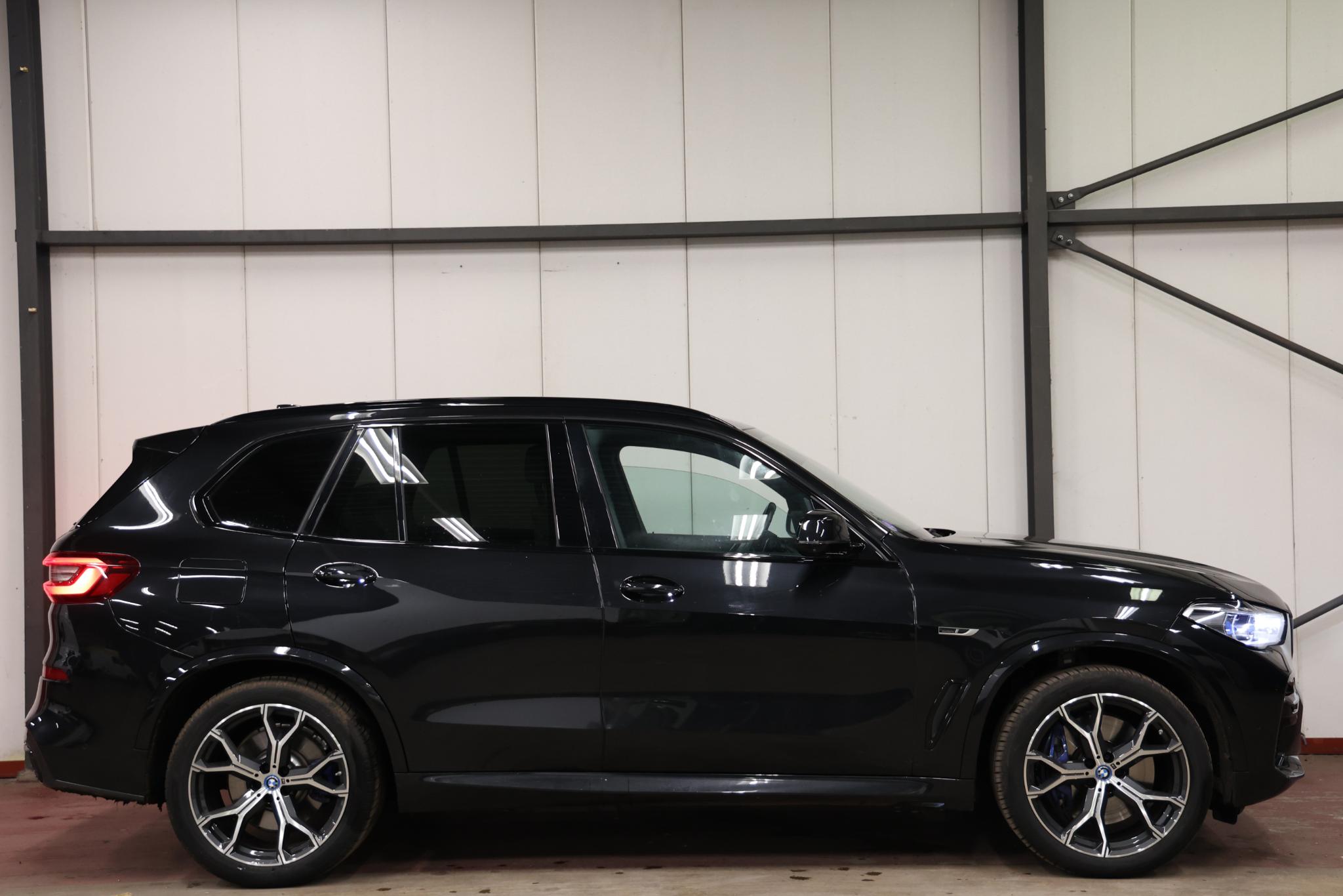 Foto van BMW X5 Xdrive45e