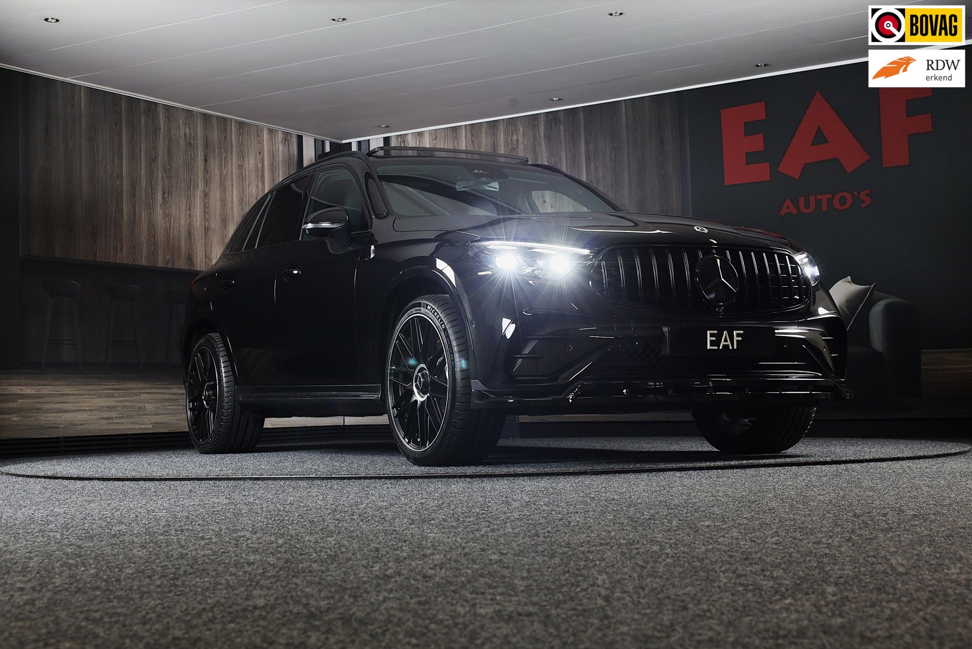 Mercedes-Benz GLC 300 E 4Matic 300e 4MATIC AMG 63 Look / Memory / Digital Cockpit / Open Pano / 360 Camera / Acc / Trekhaak / Led / 21 I 2024 - voorkant