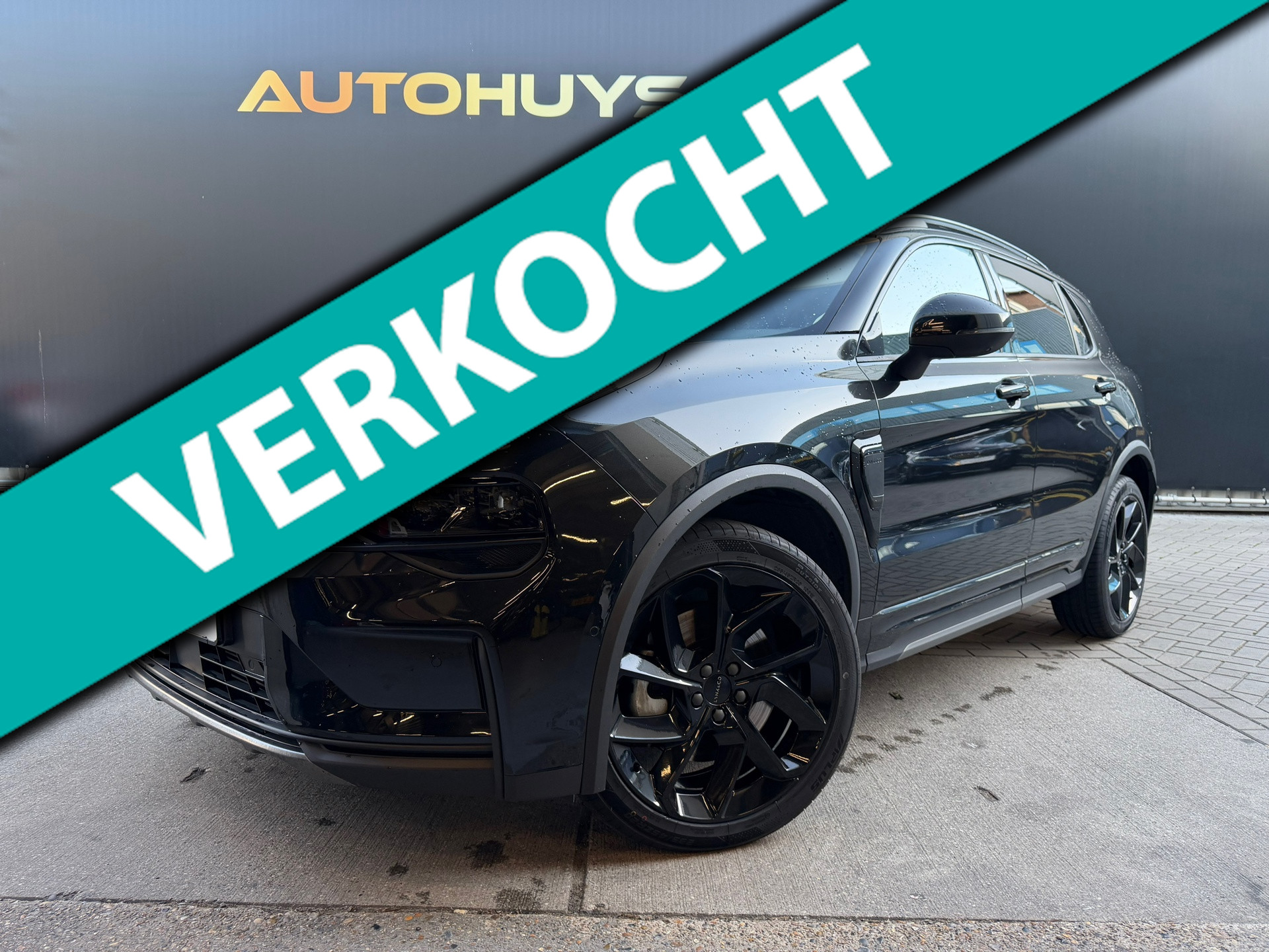 LYNK & Co 01 1.5 - Black Pano Carplay Memory Stoelverwarming ACC 2023 - voorkant