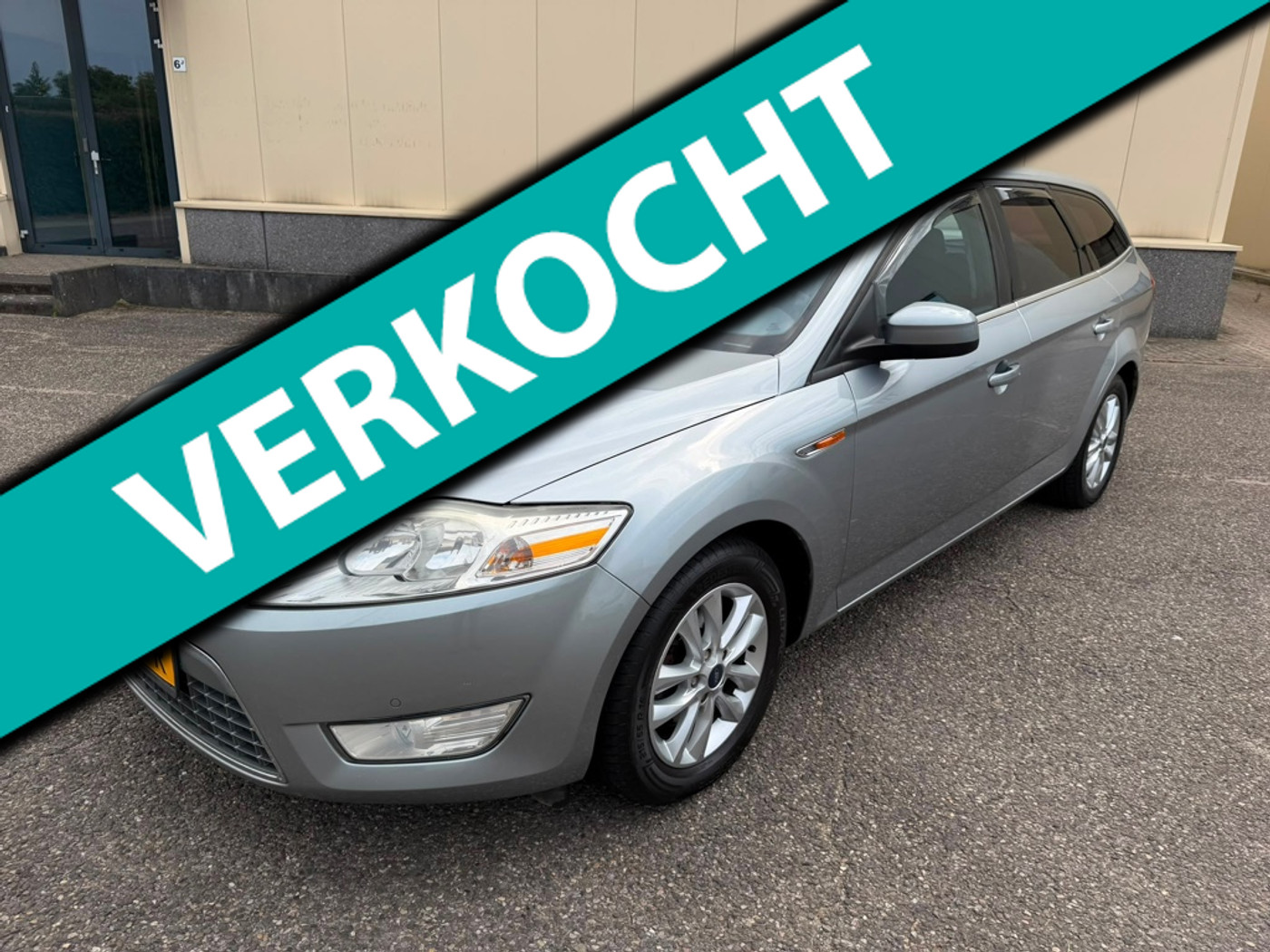 Ford Mondeo Wagon 2.0-16V Ghia 2009 - voorkant