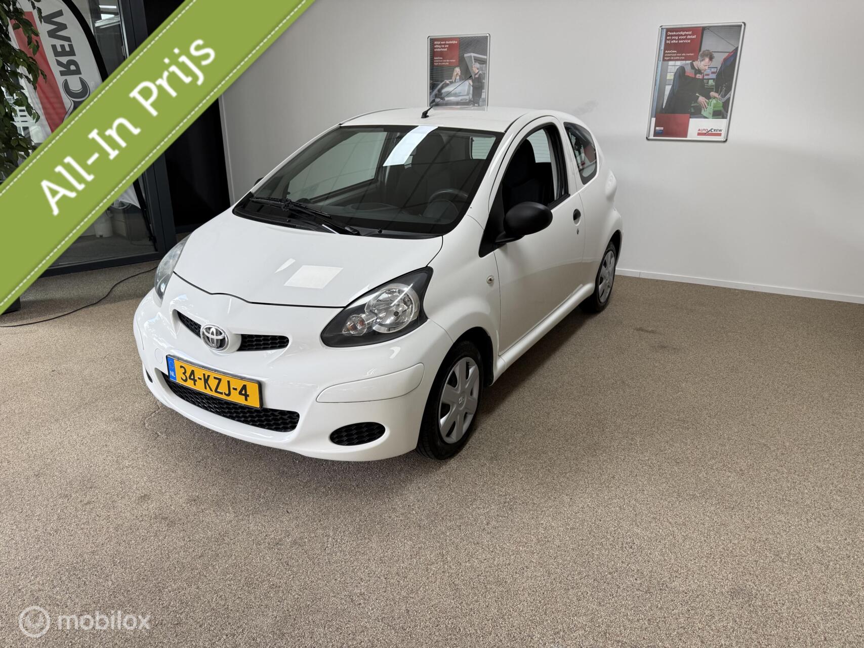 Toyota Toyota Aygo 1.0-12V, Incl nieuwe Apk en Grote beurt 2010 - voorkant