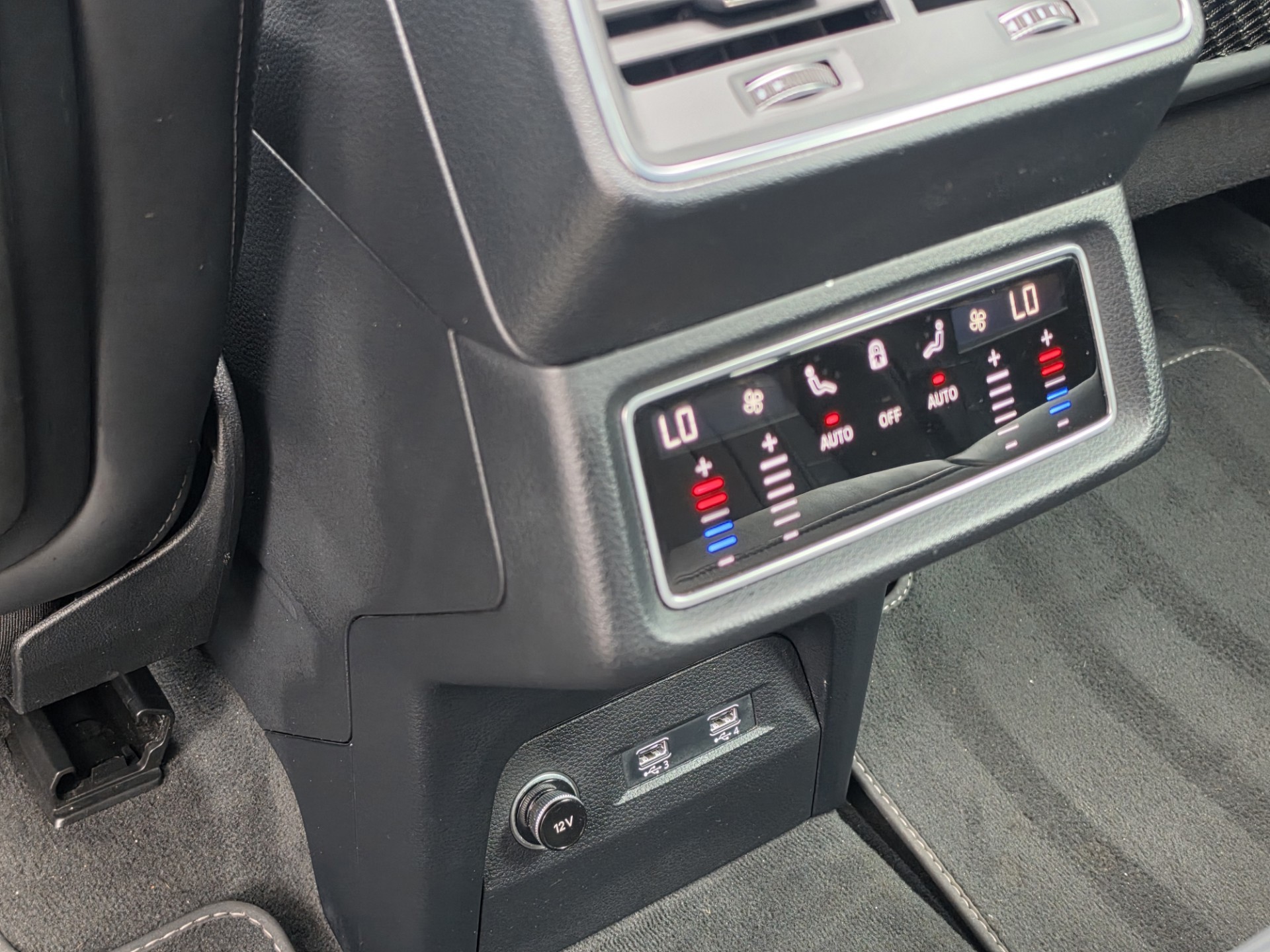 Foto van Audi Audi E-tron