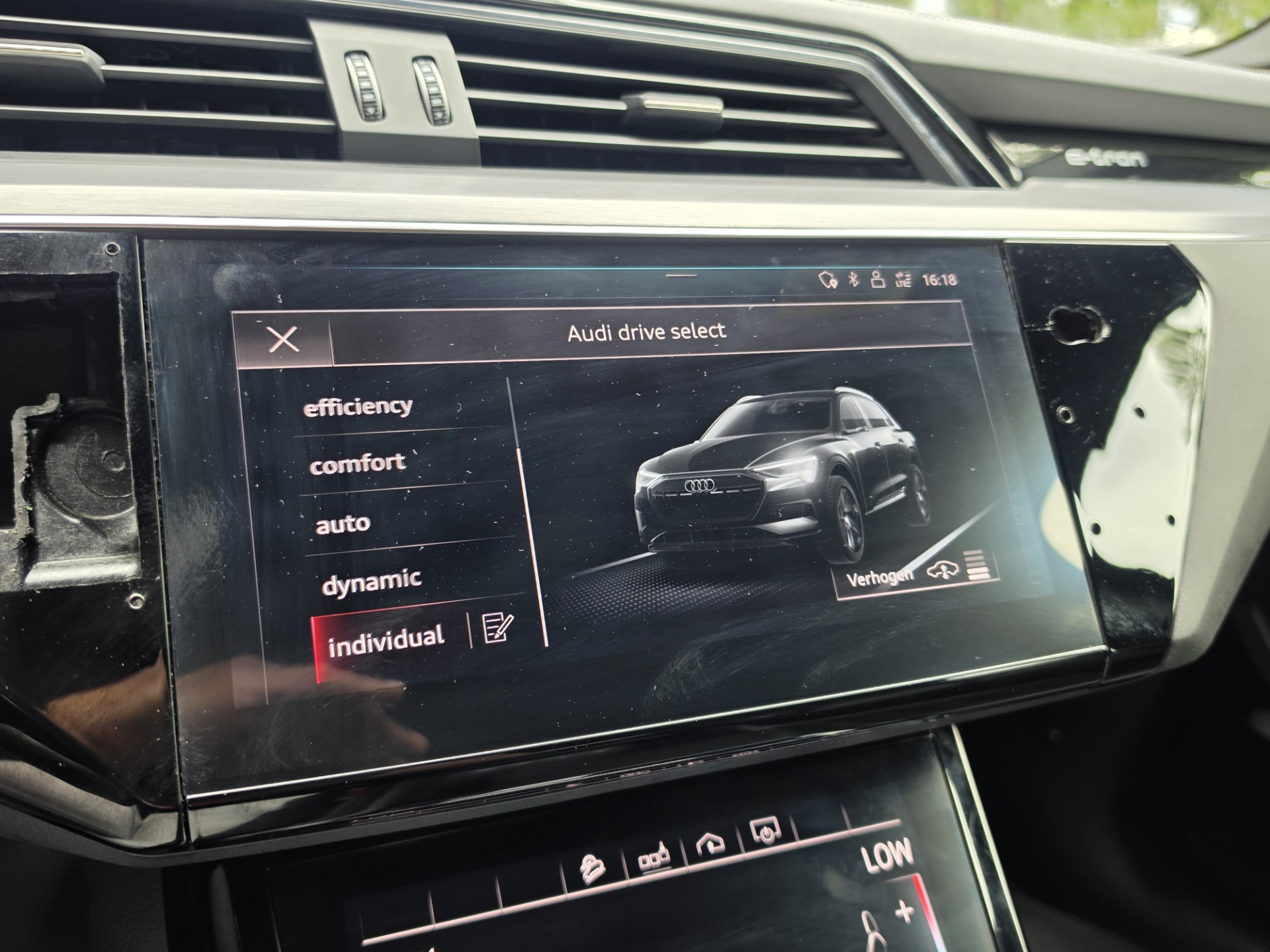 Foto van Audi Audi E-tron