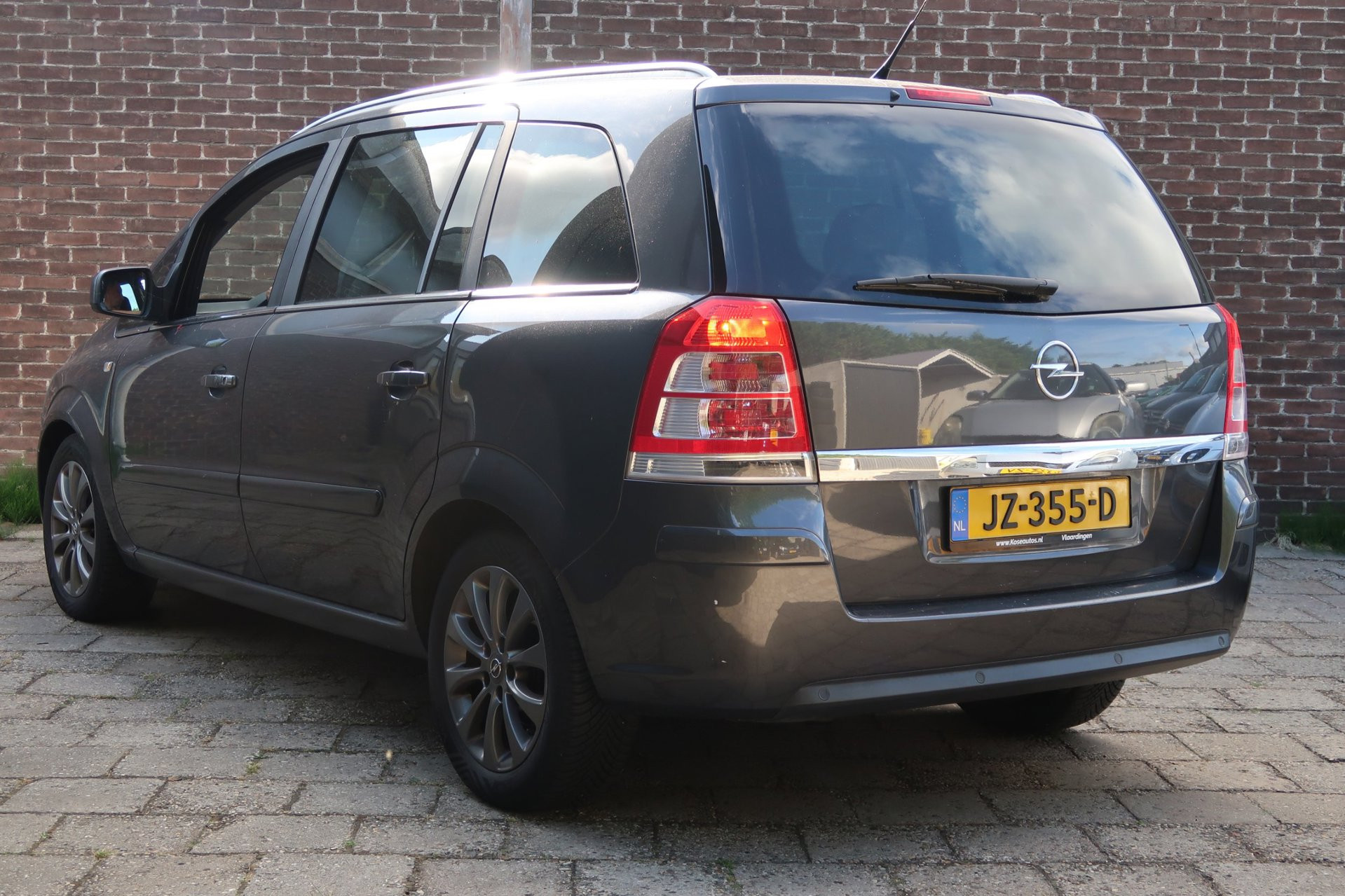 Foto van Opel Zafira