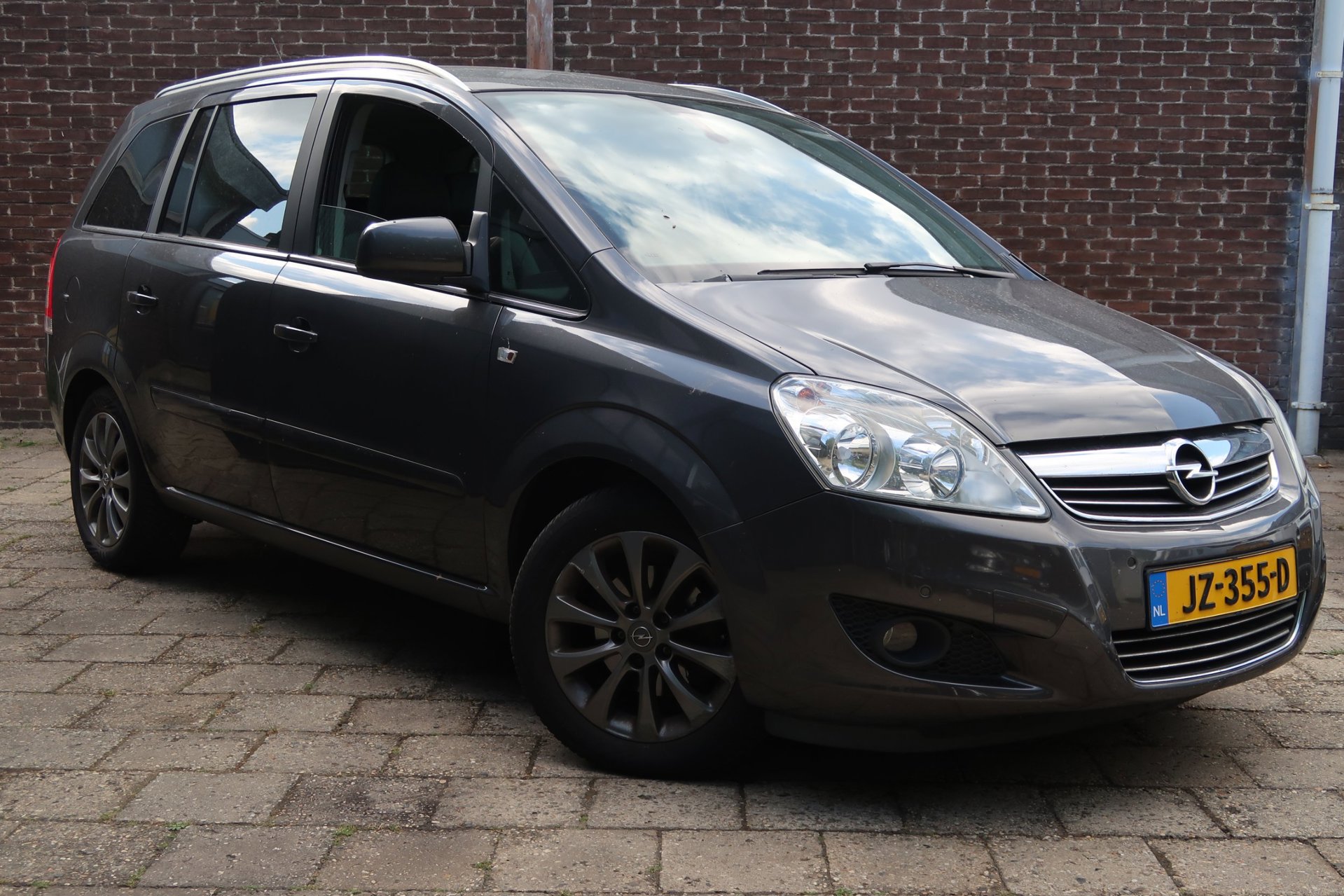 Foto van Opel Zafira