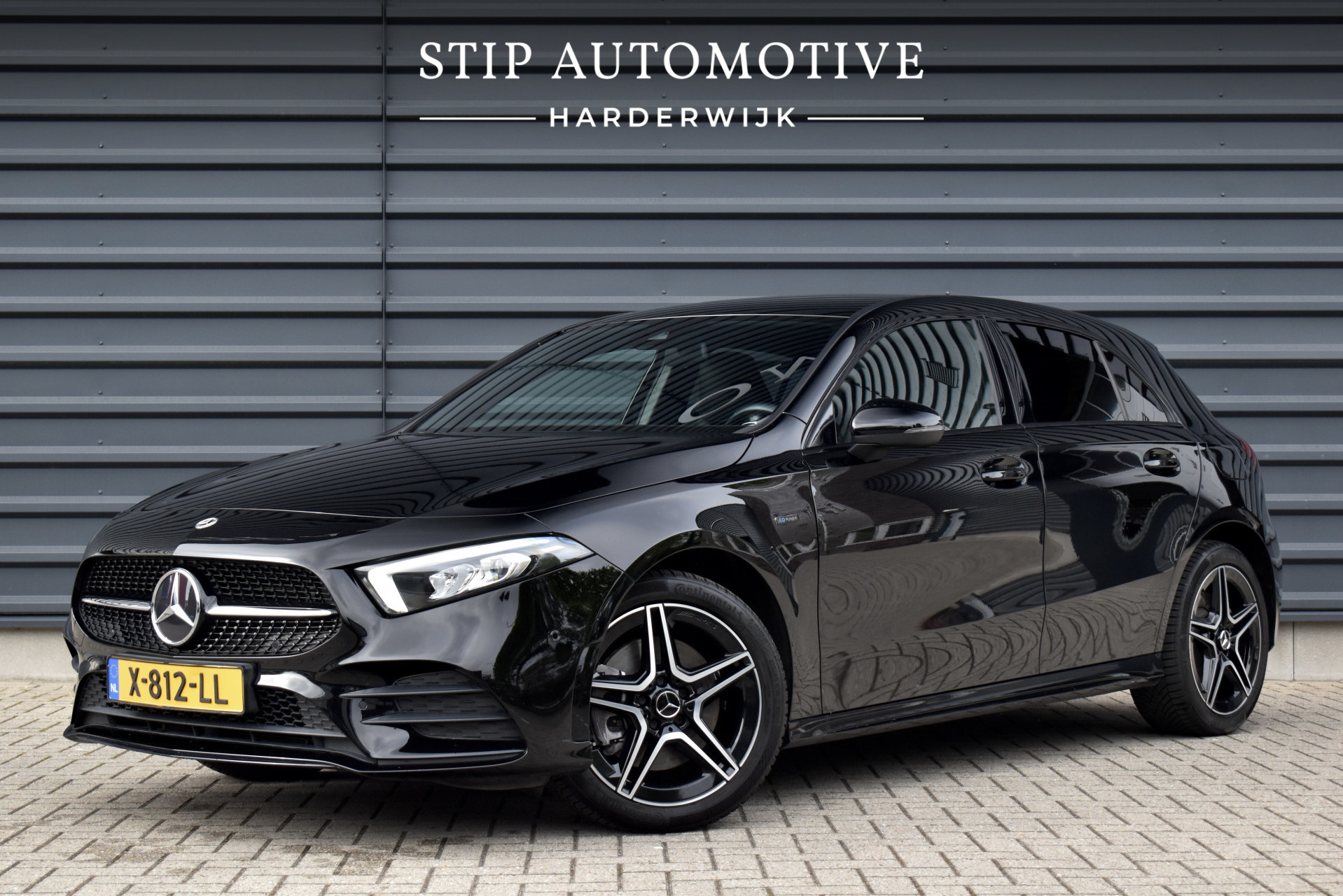 Mercedes-Benz A-klasse 250 e Business Solution AMG Limited 2021 - voorkant