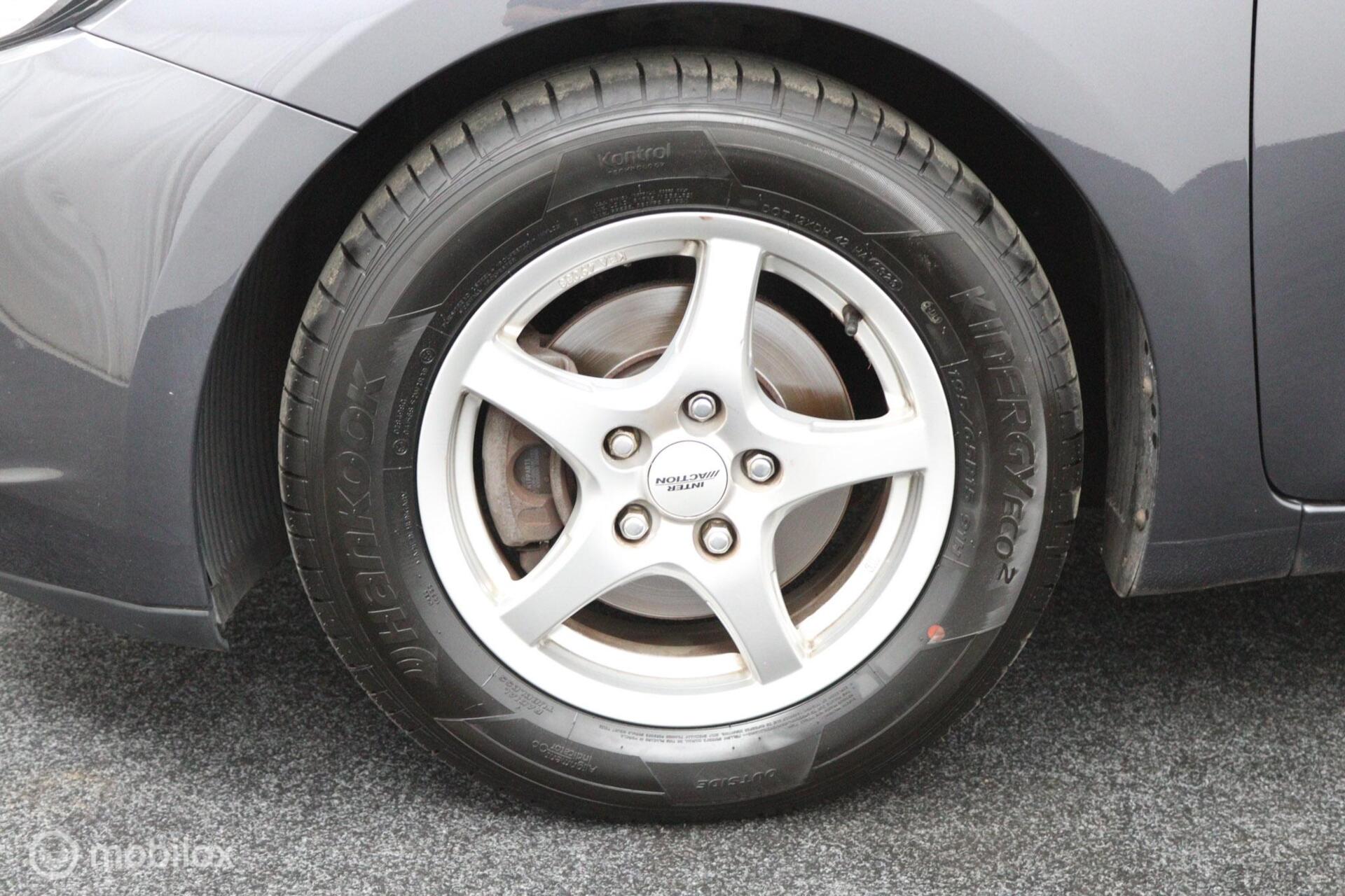 Foto van Kia Cee D