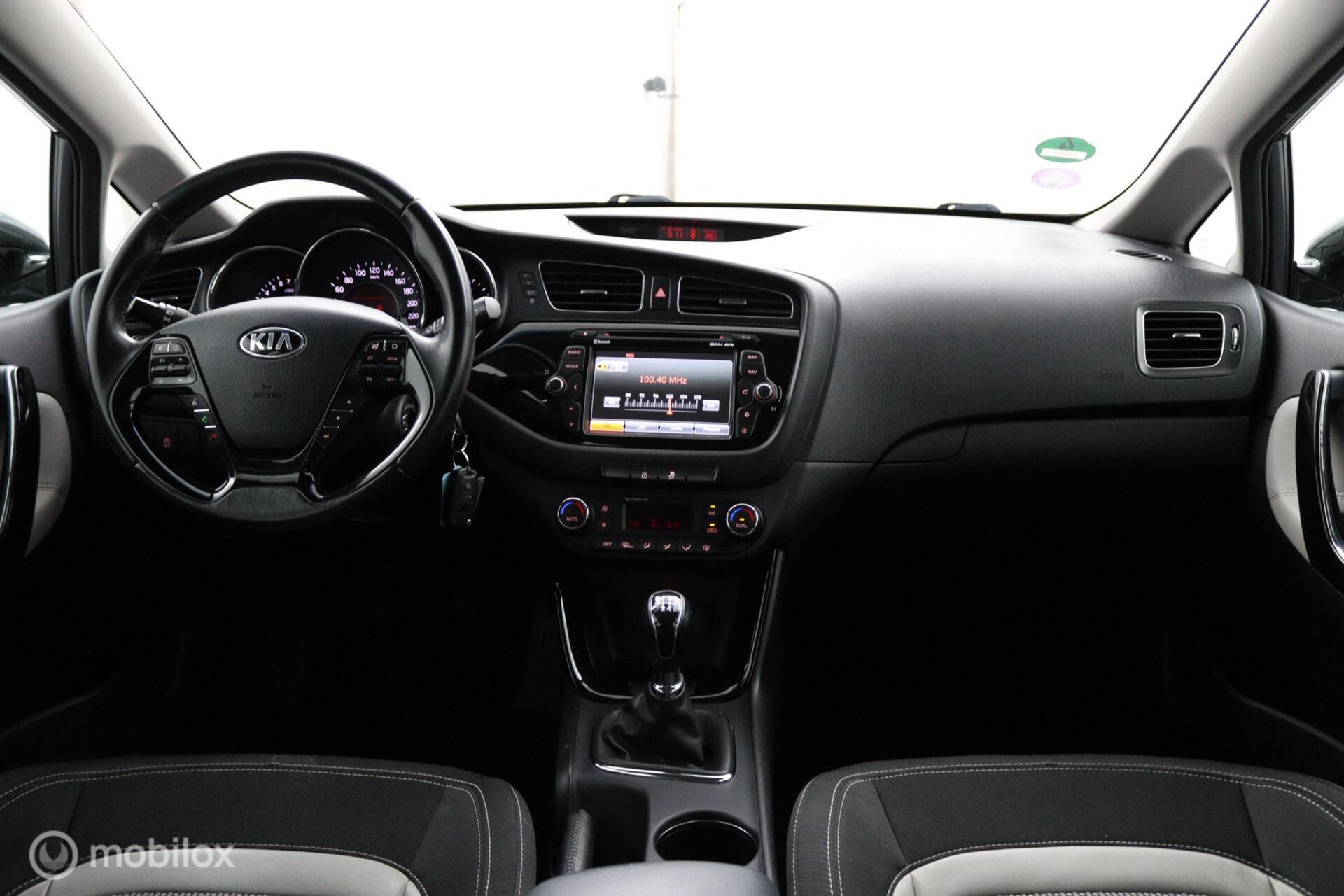 Foto van Kia Cee D