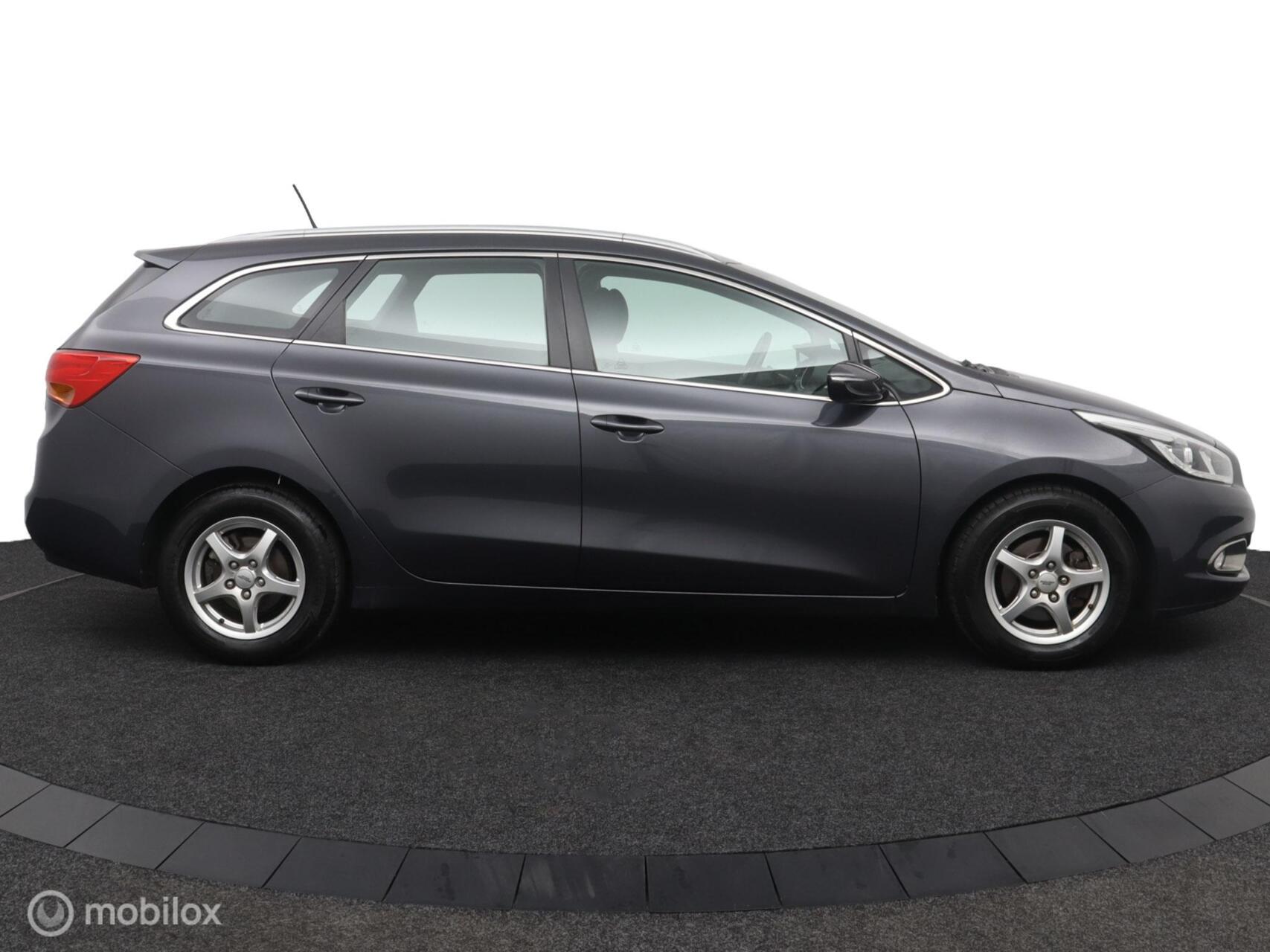 Foto van Kia Cee D