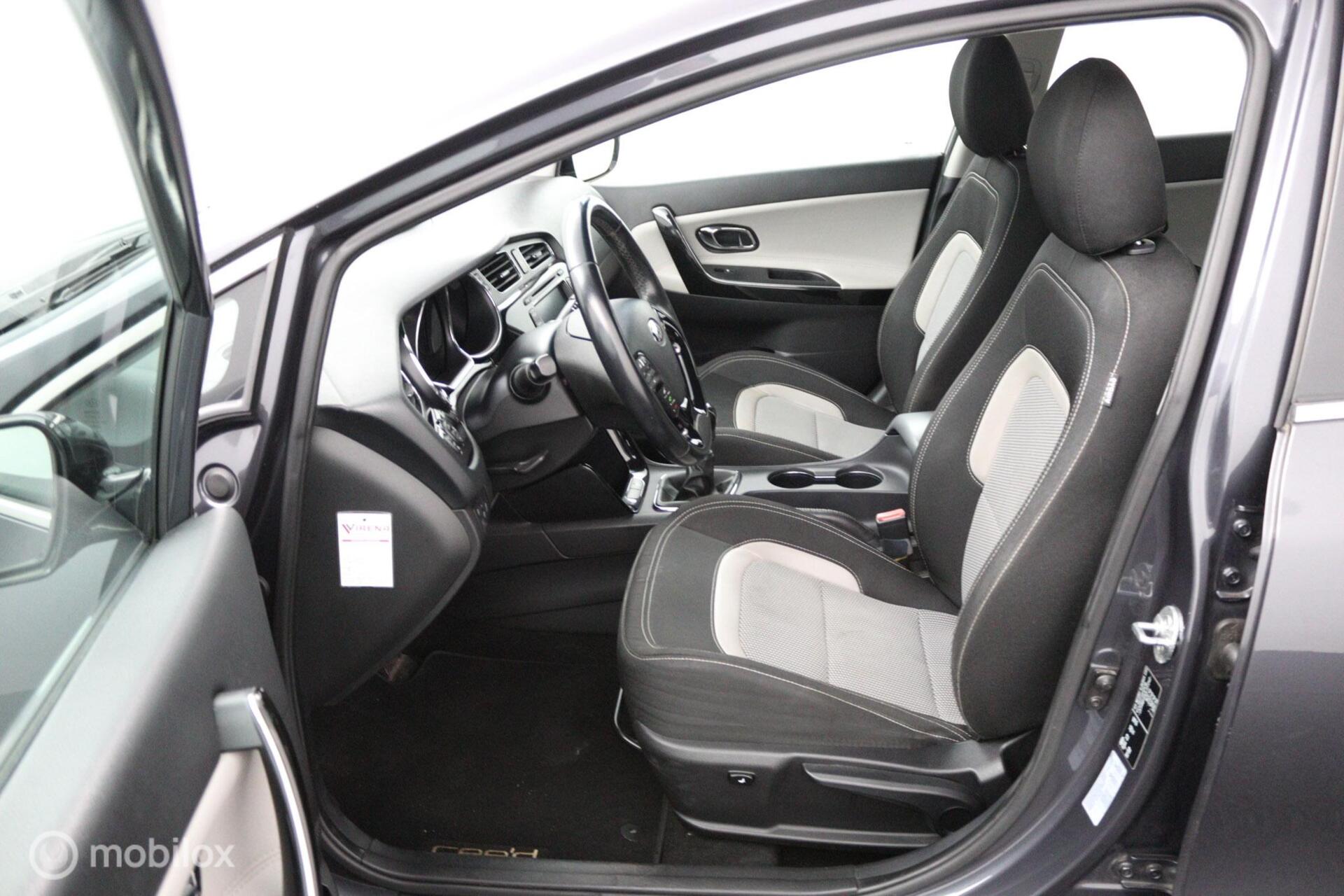 Foto van Kia Cee D