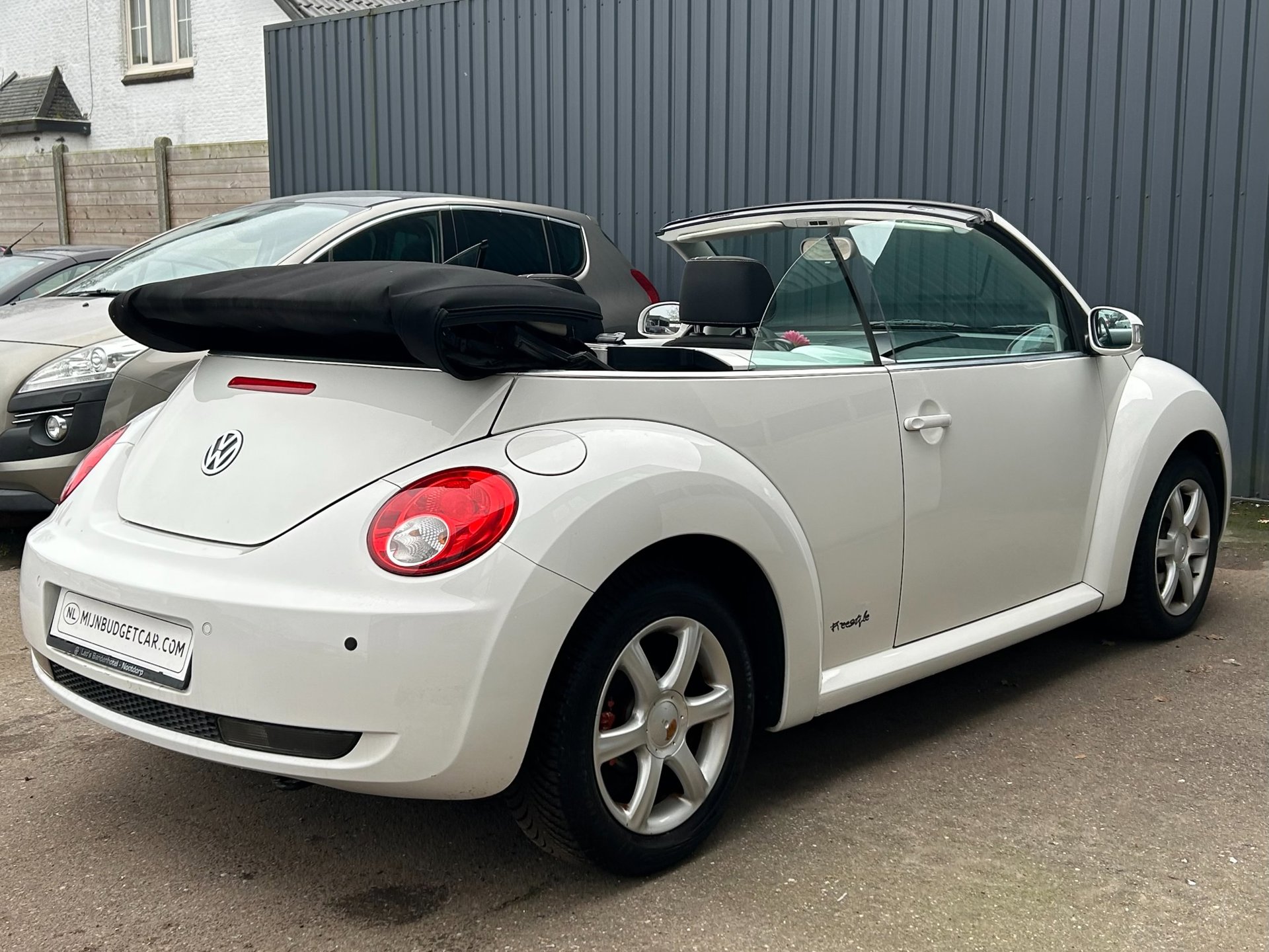 Foto van Volkswagen New Beetle Cabriolet