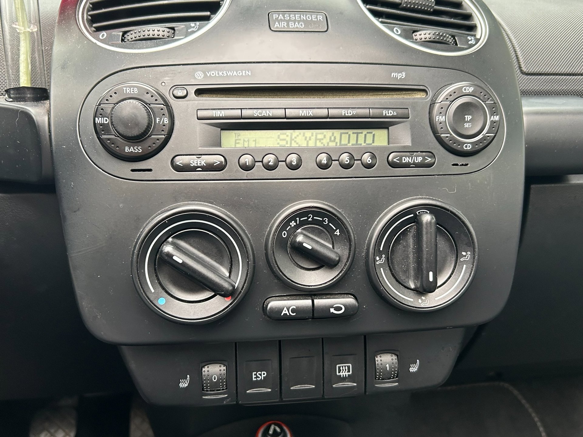 Foto van Volkswagen New Beetle Cabriolet