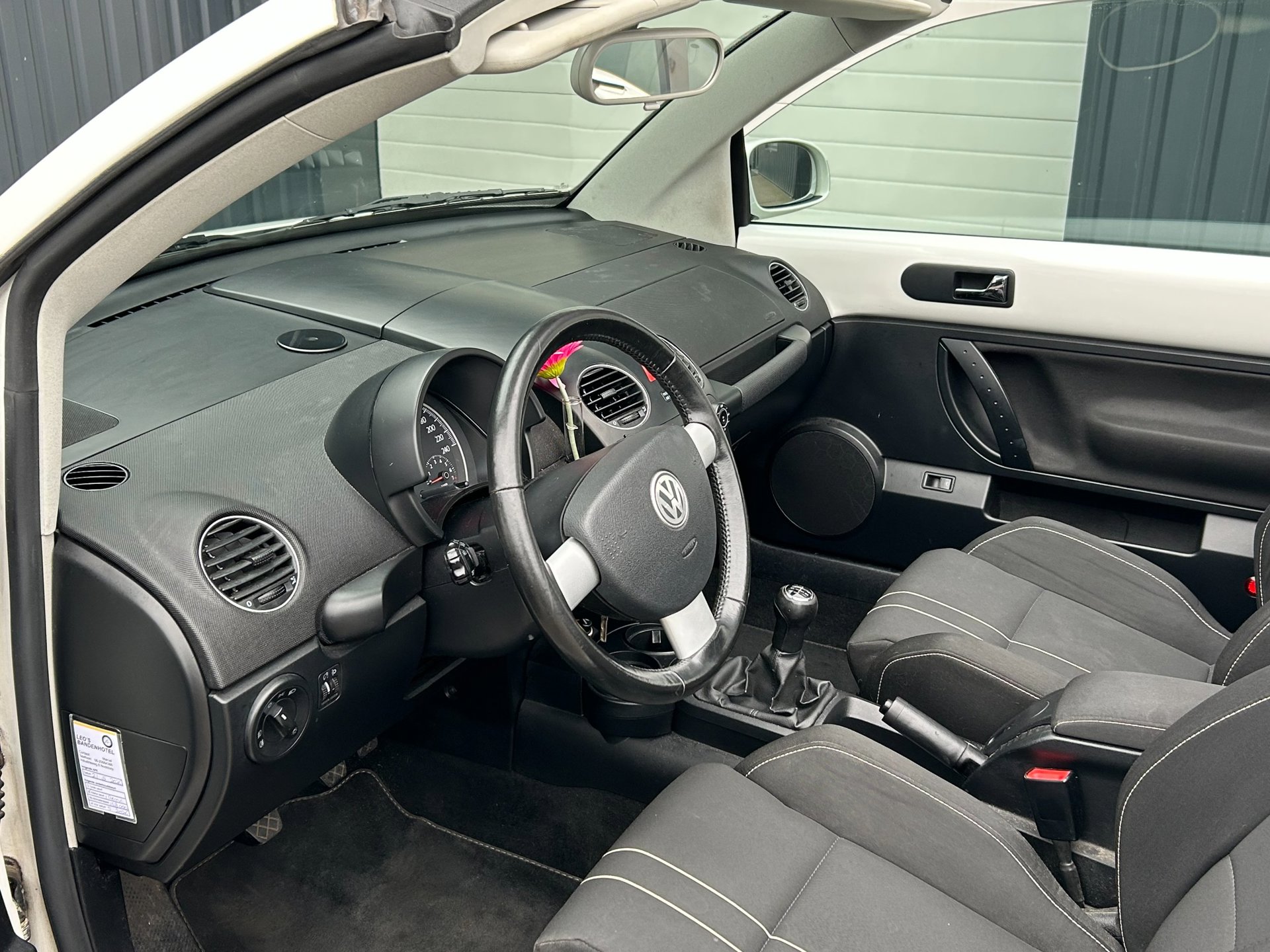 Foto van Volkswagen New Beetle Cabriolet