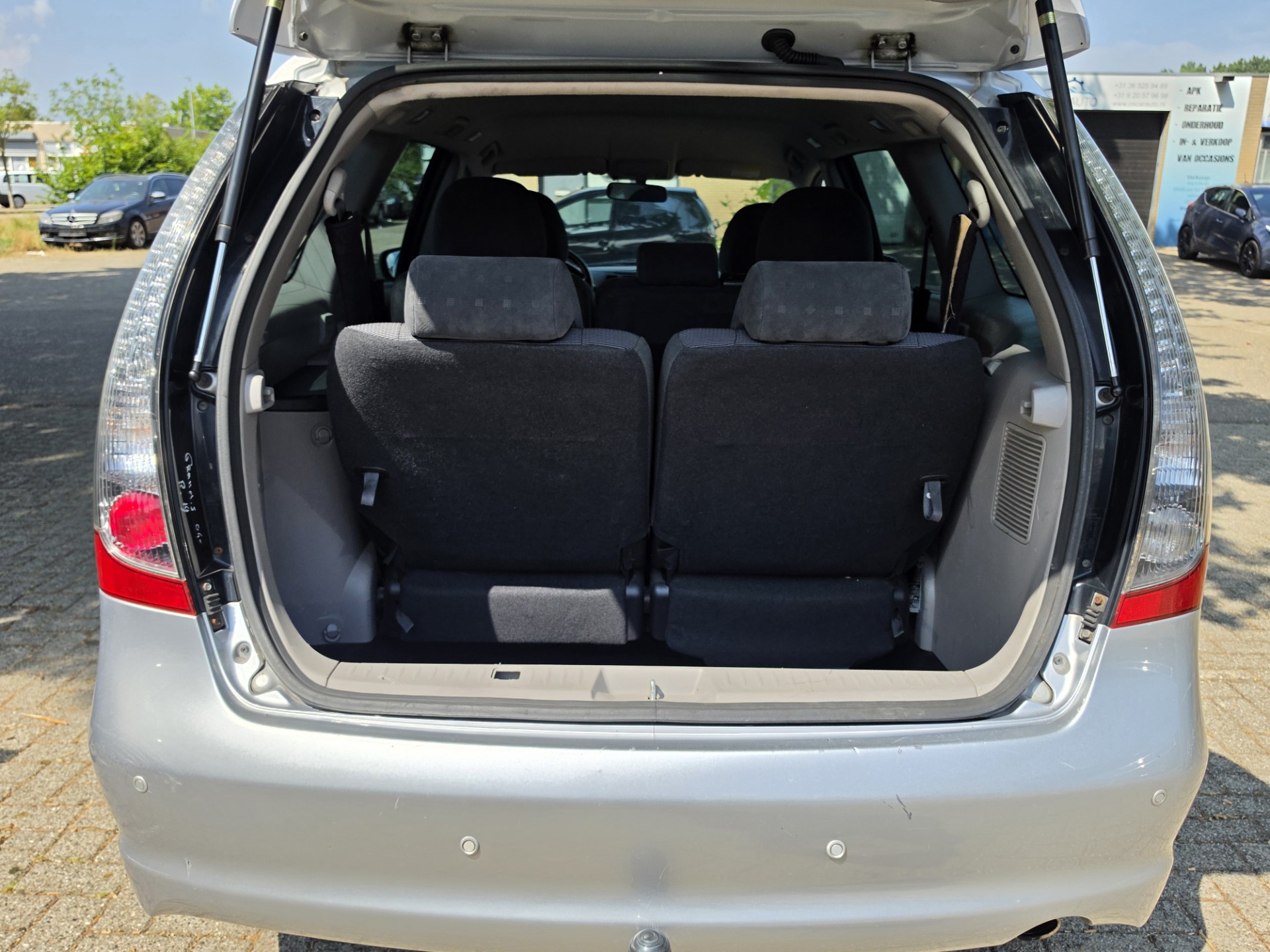 Foto van Mitsubishi Mitsubishi Grandis