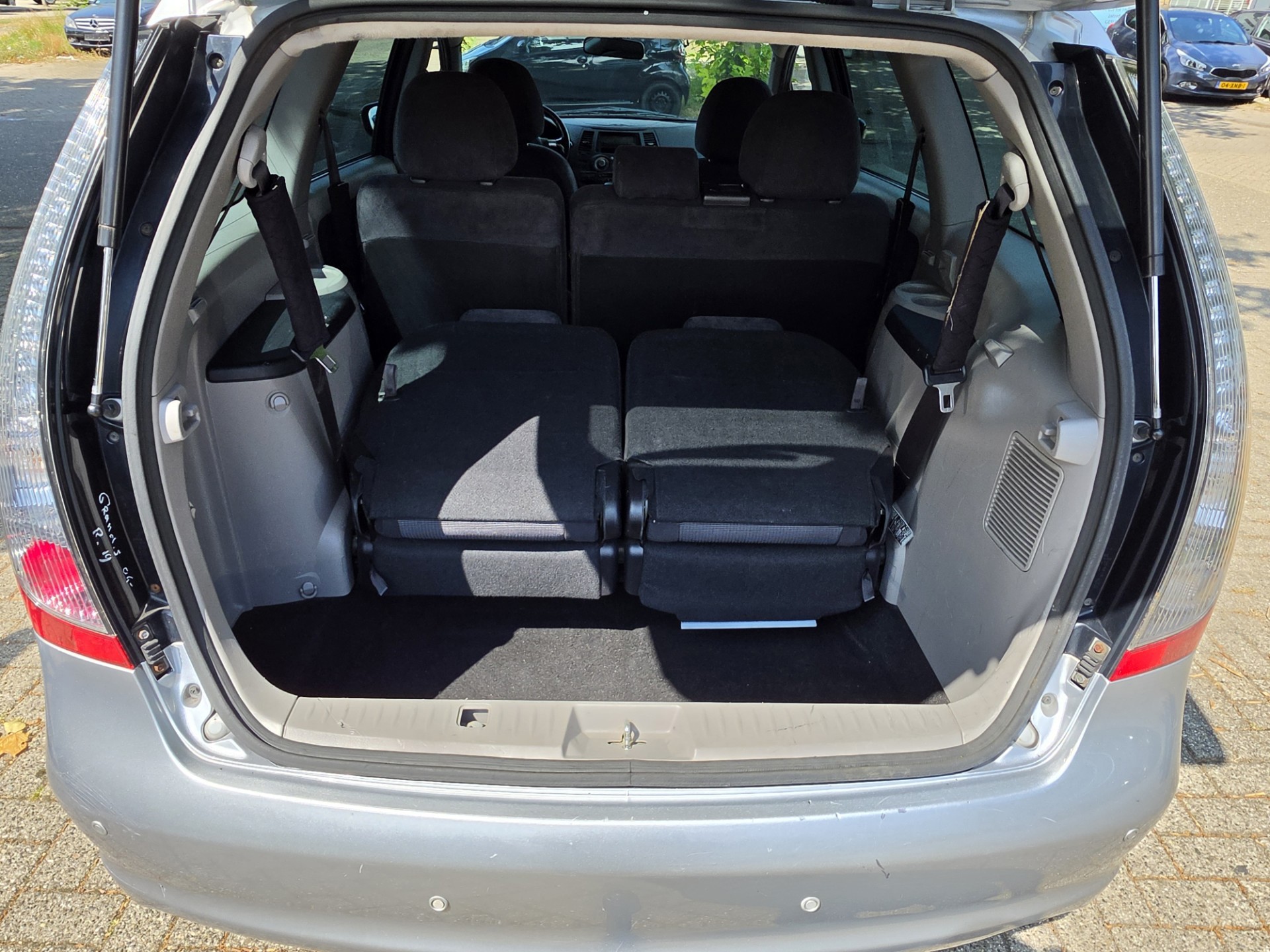 Foto van Mitsubishi Mitsubishi Grandis
