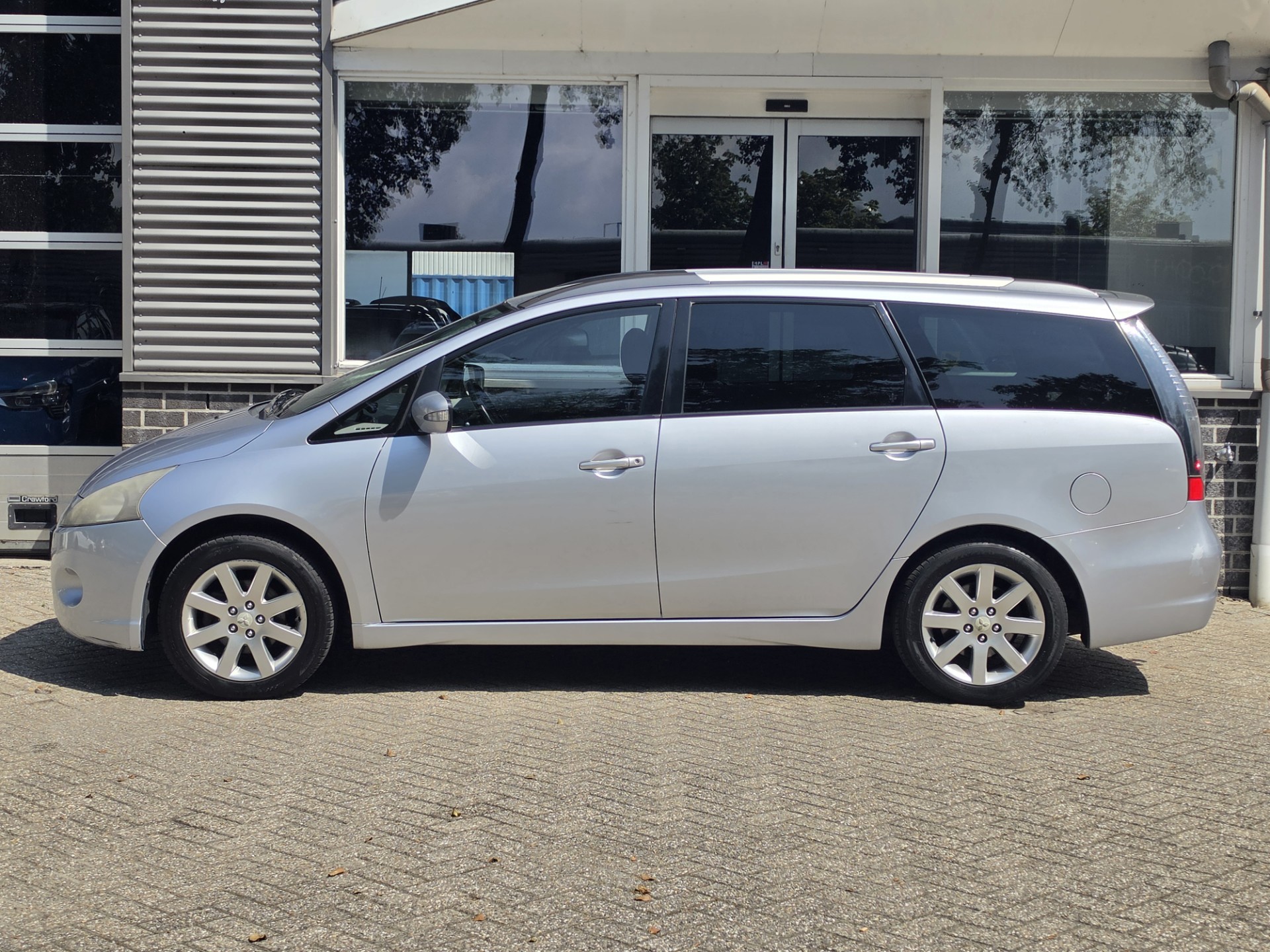 Foto van Mitsubishi Mitsubishi Grandis