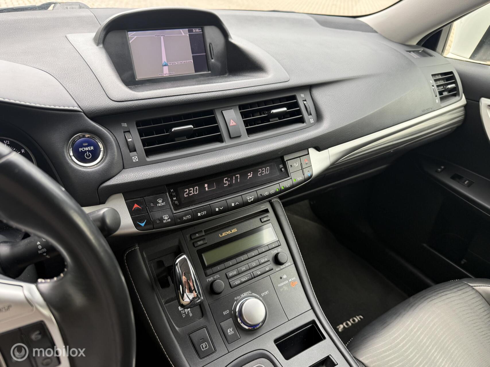 Foto van Lexus Lexus Ct200h