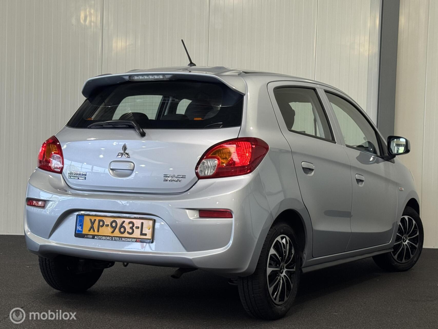 Foto van Mitsubishi Mitsubishi Space Star
