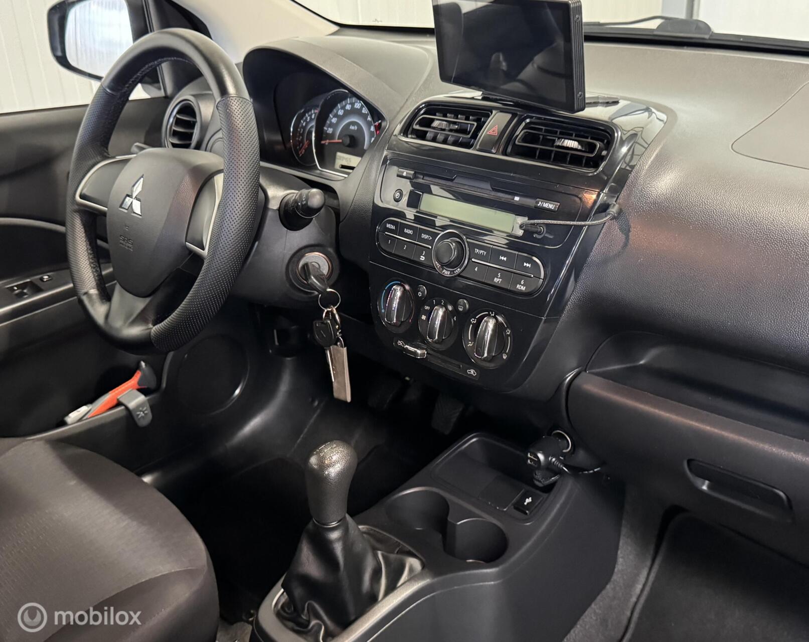 Foto van Mitsubishi Mitsubishi Space Star