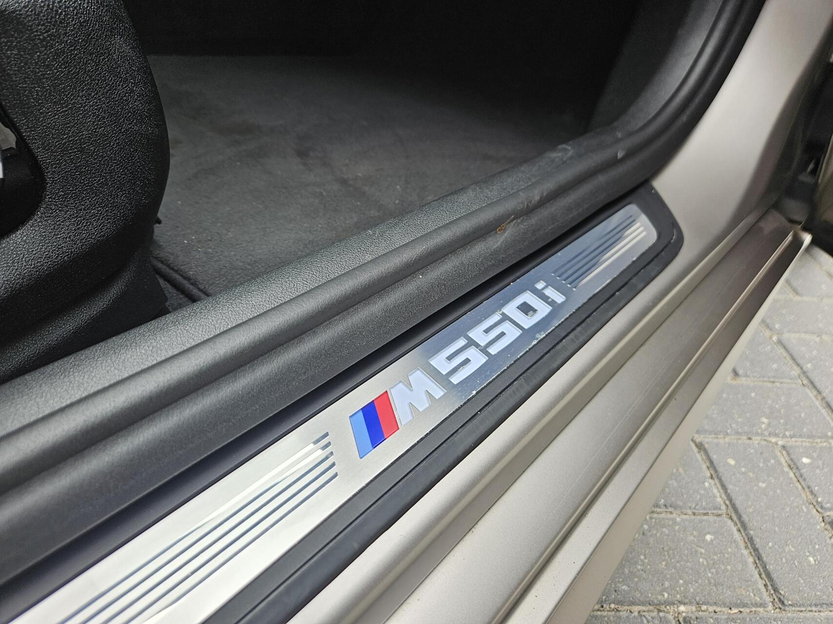 Foto van BMW M550i xDrive