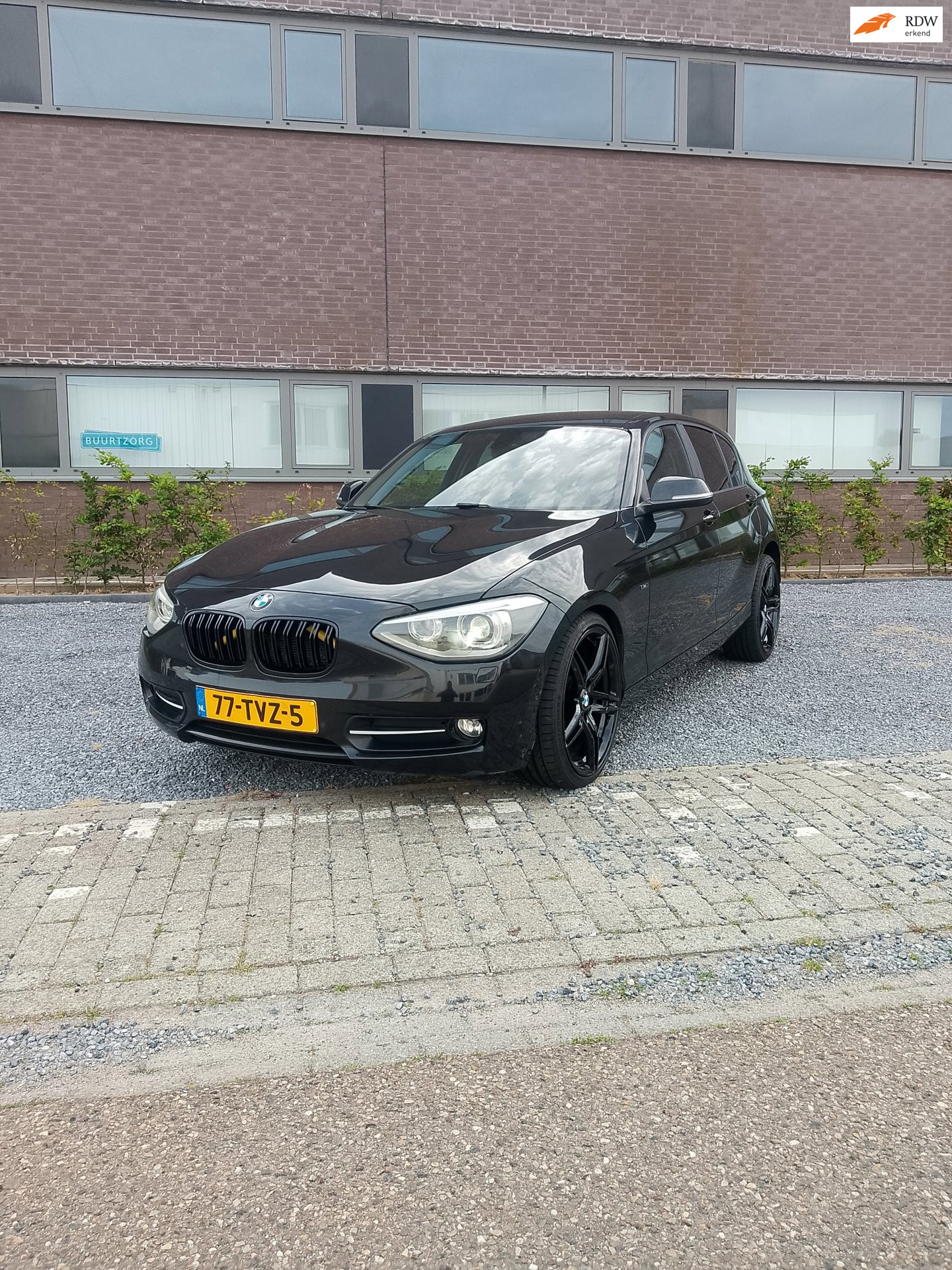 BMW 1er Reihe 116i Business+ 2012 - voorkant