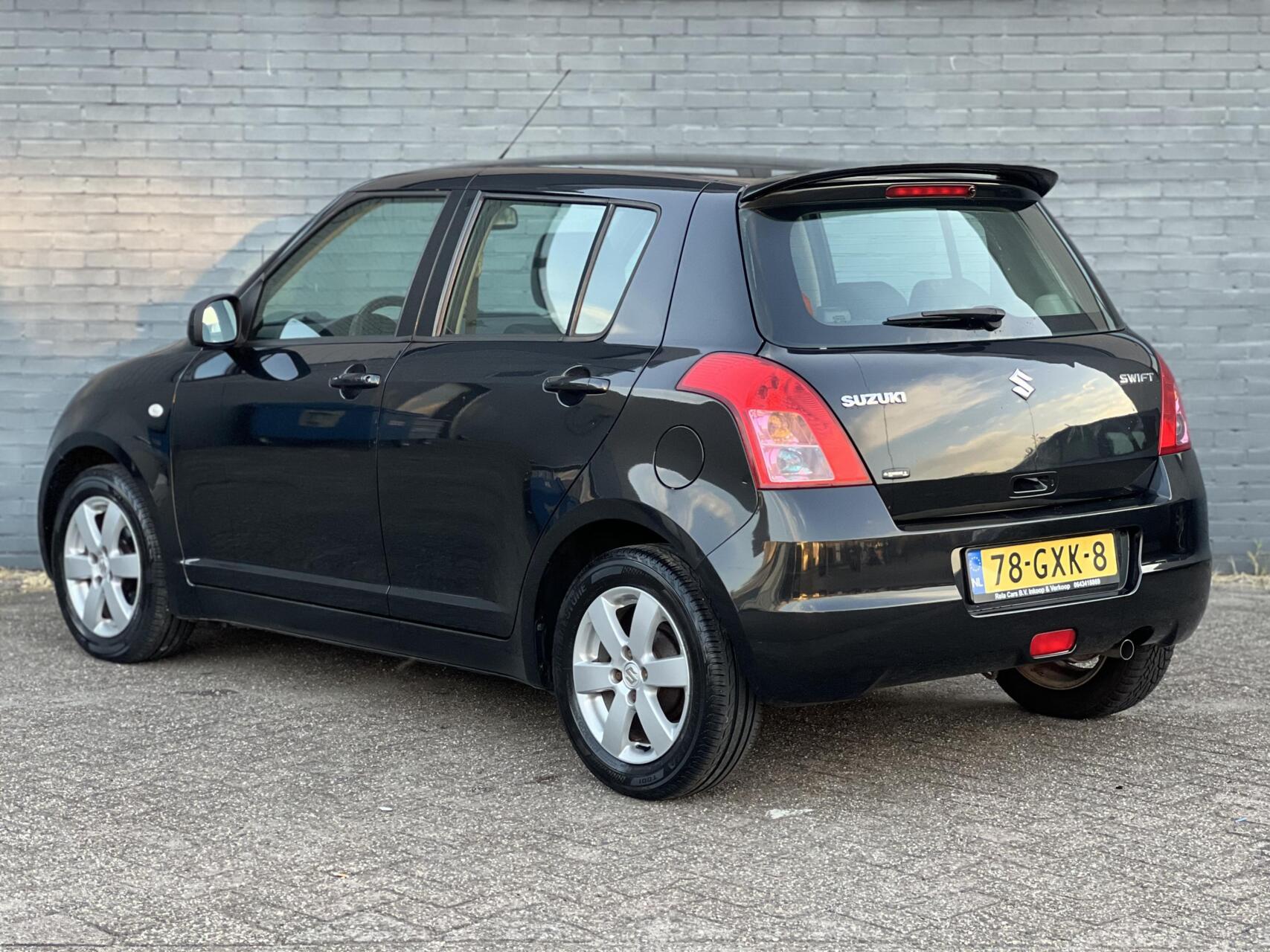 Foto van Suzuki Swift