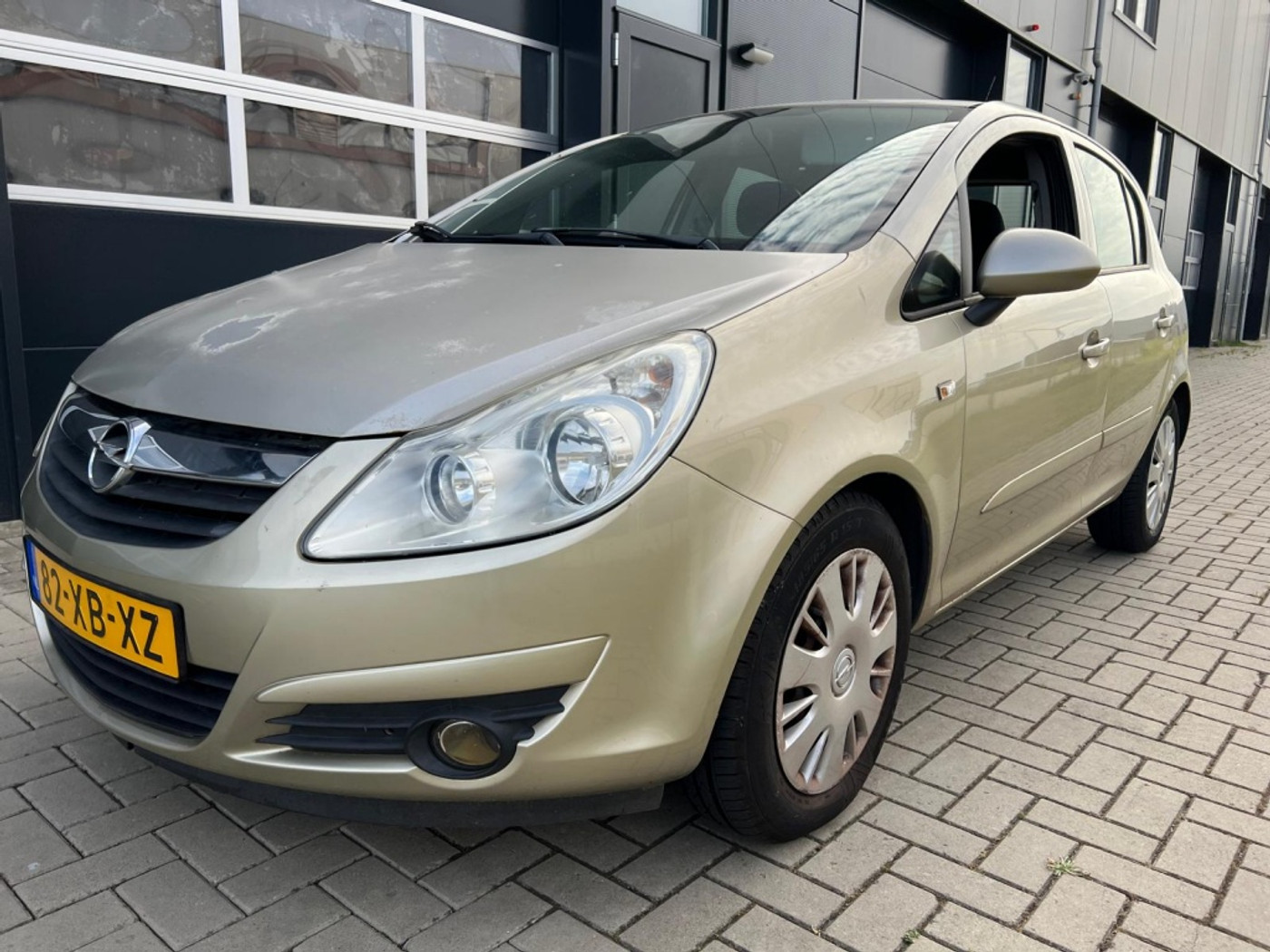 Opel Corsa 1.4-16V 5-Drs,146.957 KM, Airco, Trekhaak, Apk 31-07-2027 2007 - voorkant