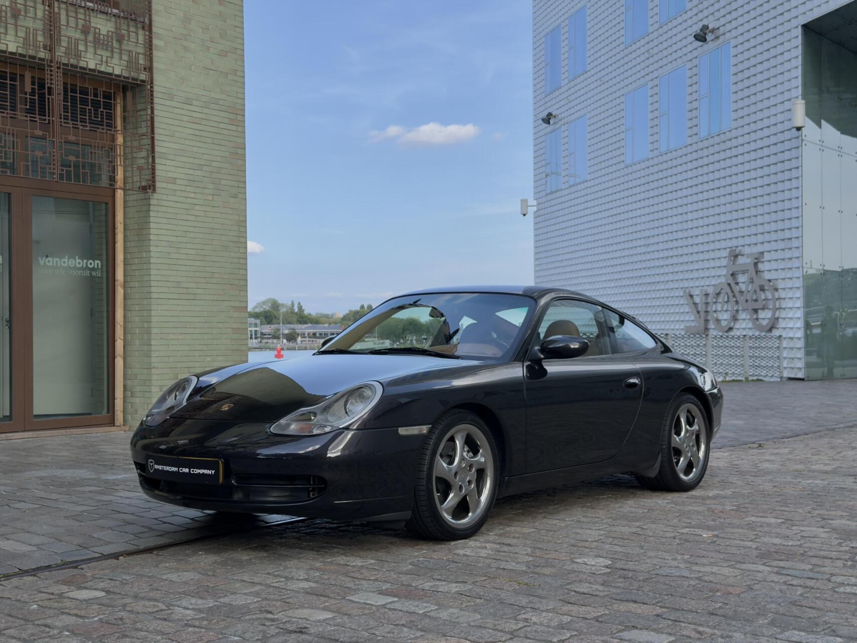 Foto van Porsche 911 Carrera 4