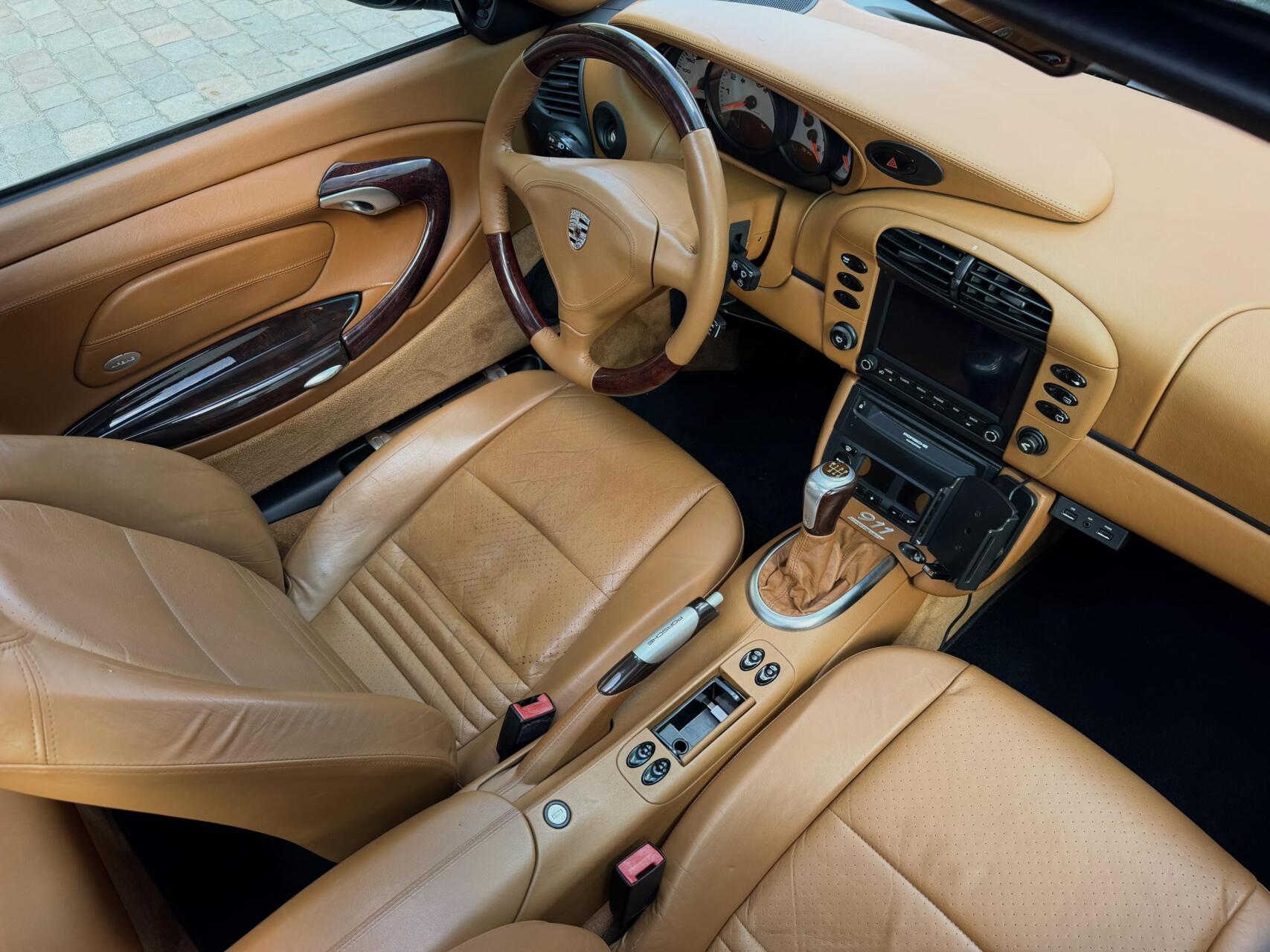 Foto van Porsche 911 Carrera 4