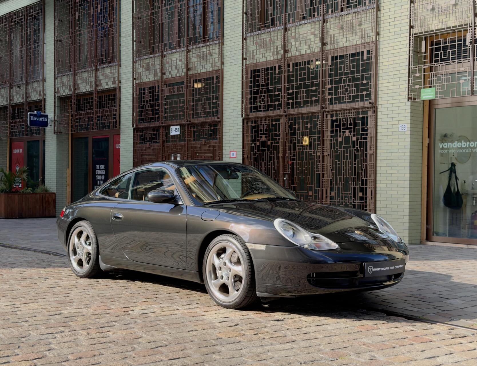 Porsche 911 Carrera 4 3.4 Carrera 4 SE2000 1999 - voorkant