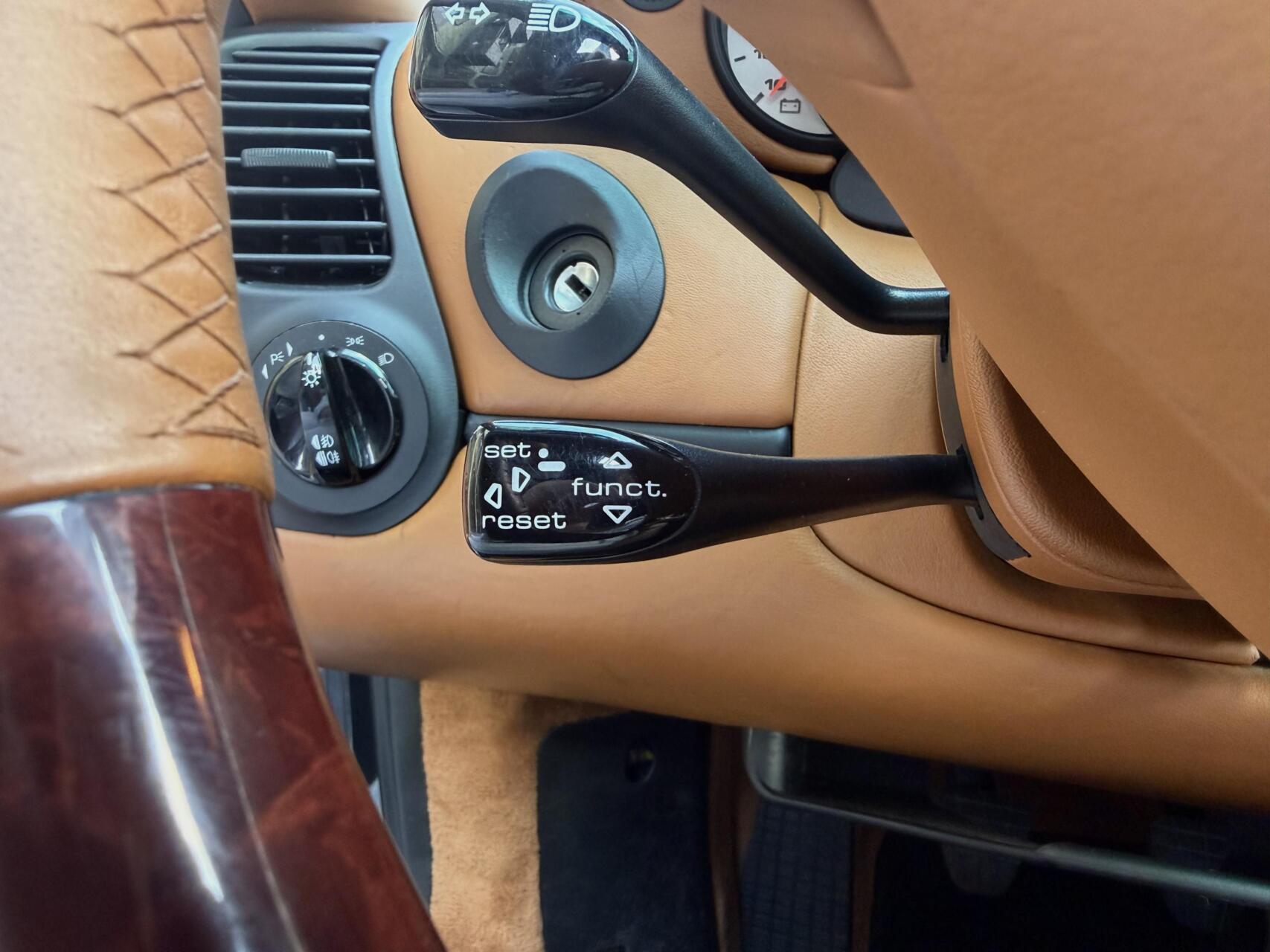 Foto van Porsche 911 Carrera 4