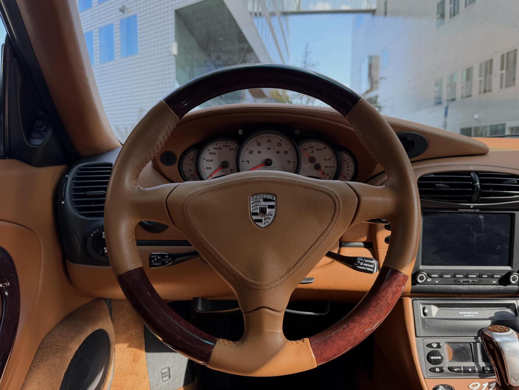 Foto van Porsche 911 Carrera 4